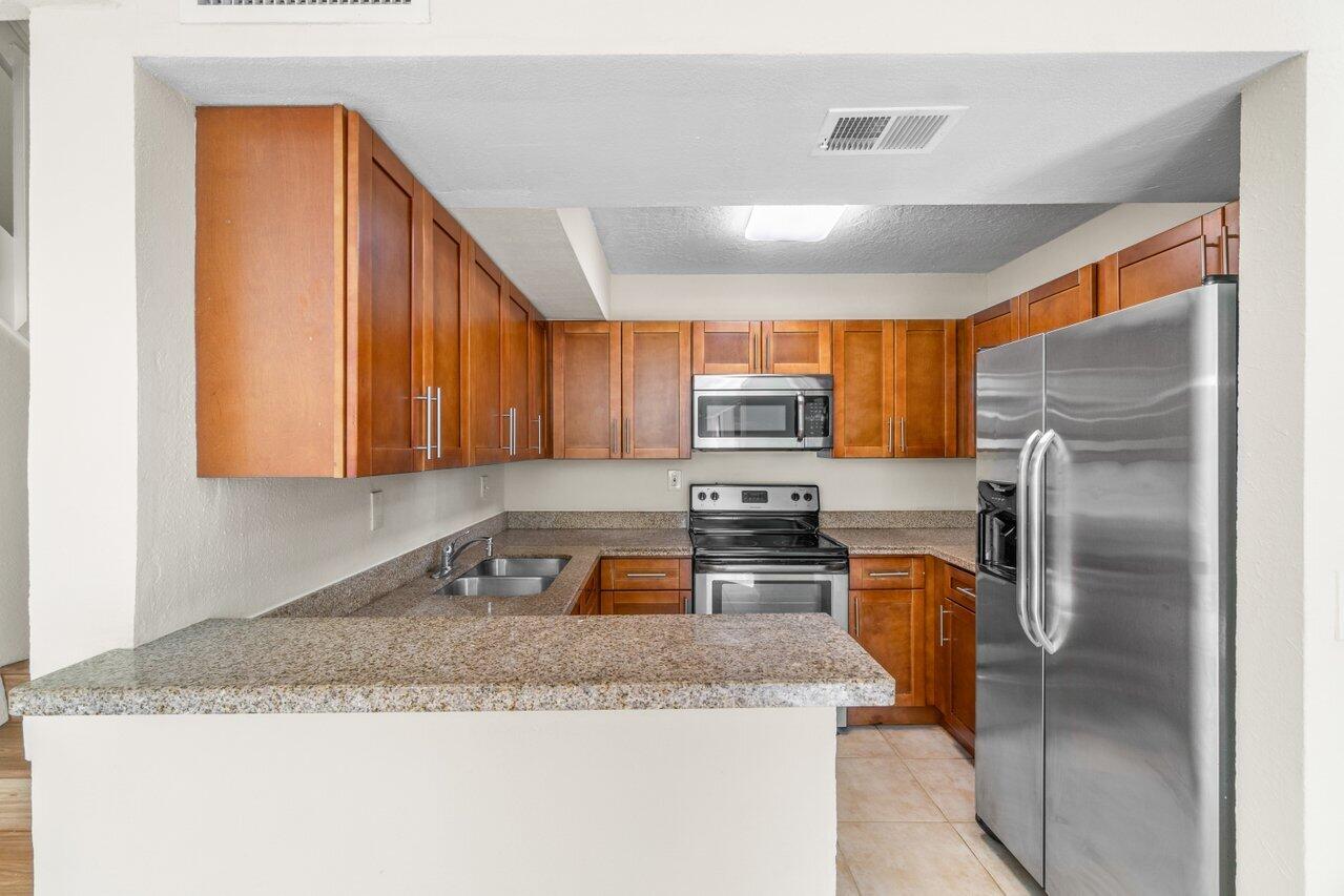 8297 Thames Boulevard C, Boca Raton Unit: C