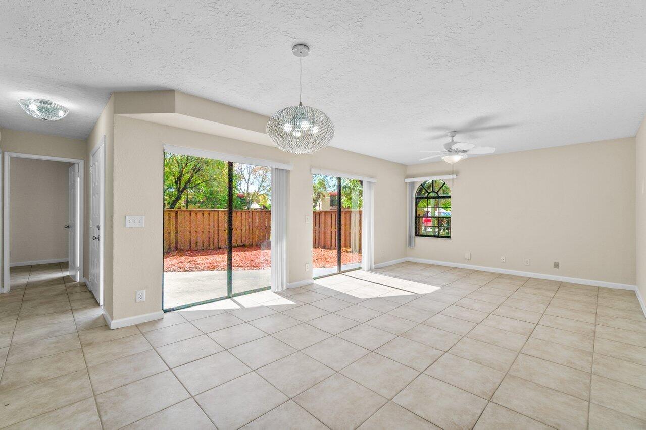 8297 Thames Boulevard C, Boca Raton Unit: C