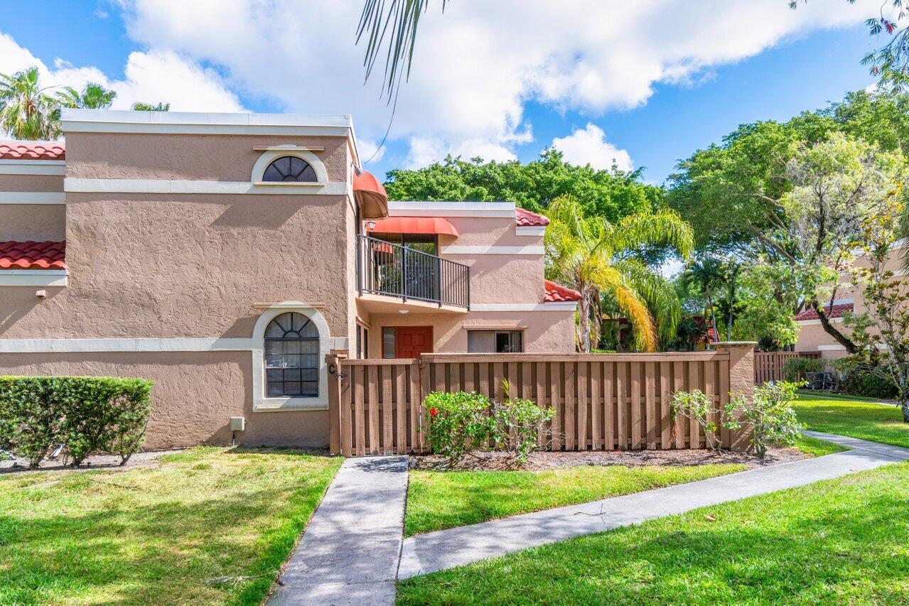 8297 Thames Boulevard C, Boca Raton Unit: C