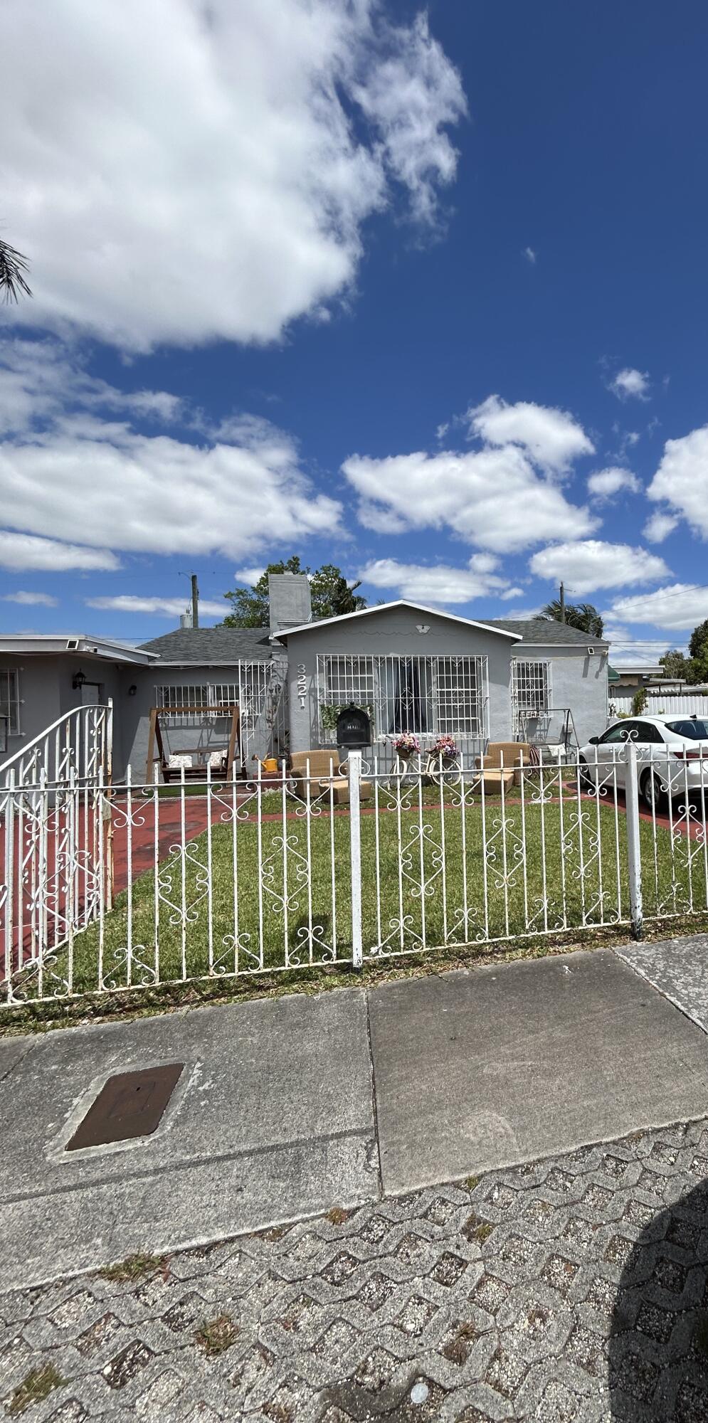3221 NW 19th Street, Miami