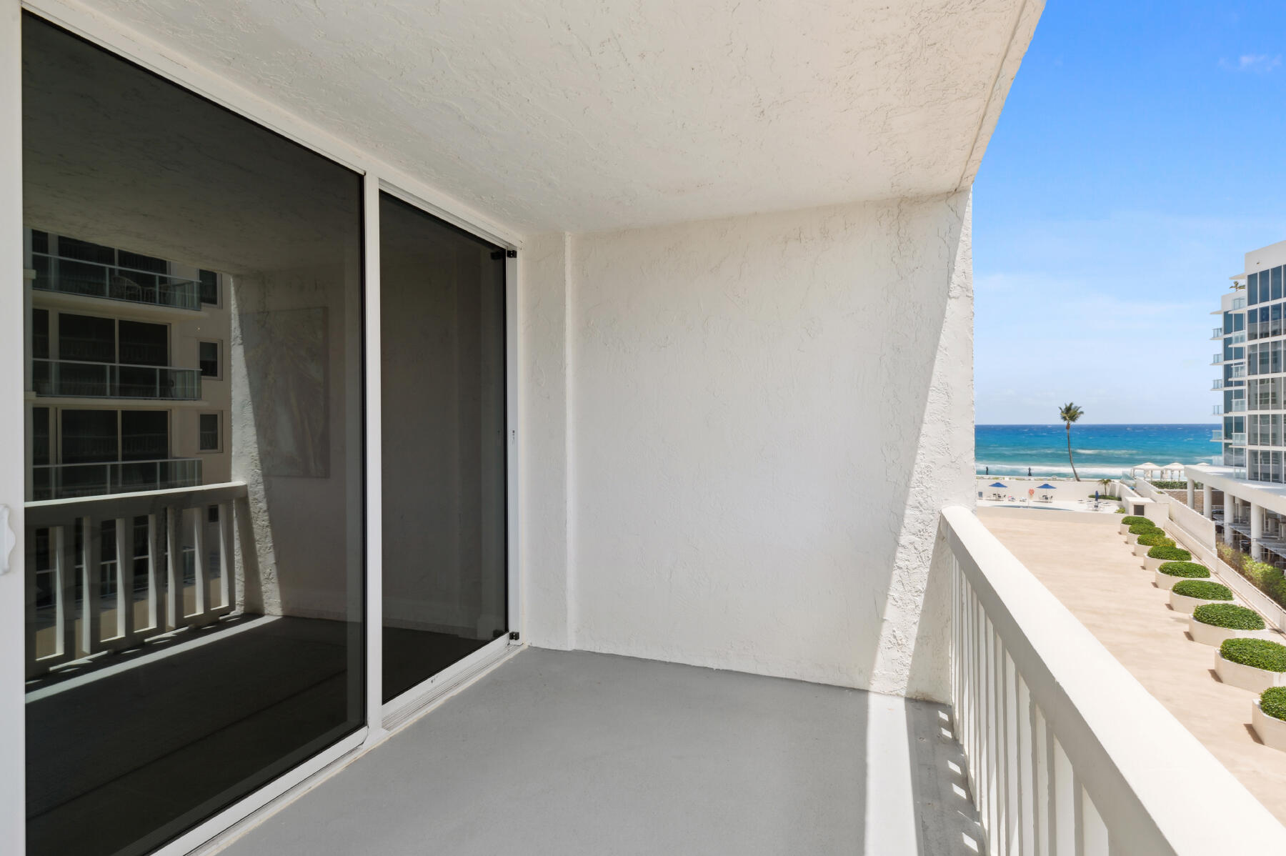 3570 S Ocean Boulevard 510, South Palm Beach Unit: 510