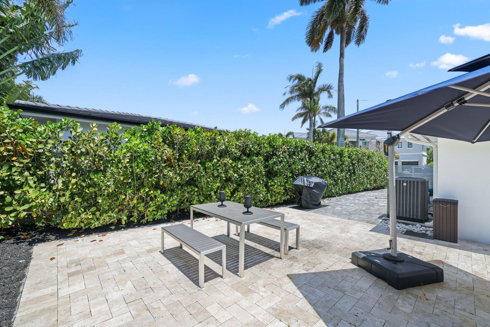 1209 SE 12th Terrace, Deerfield Beach