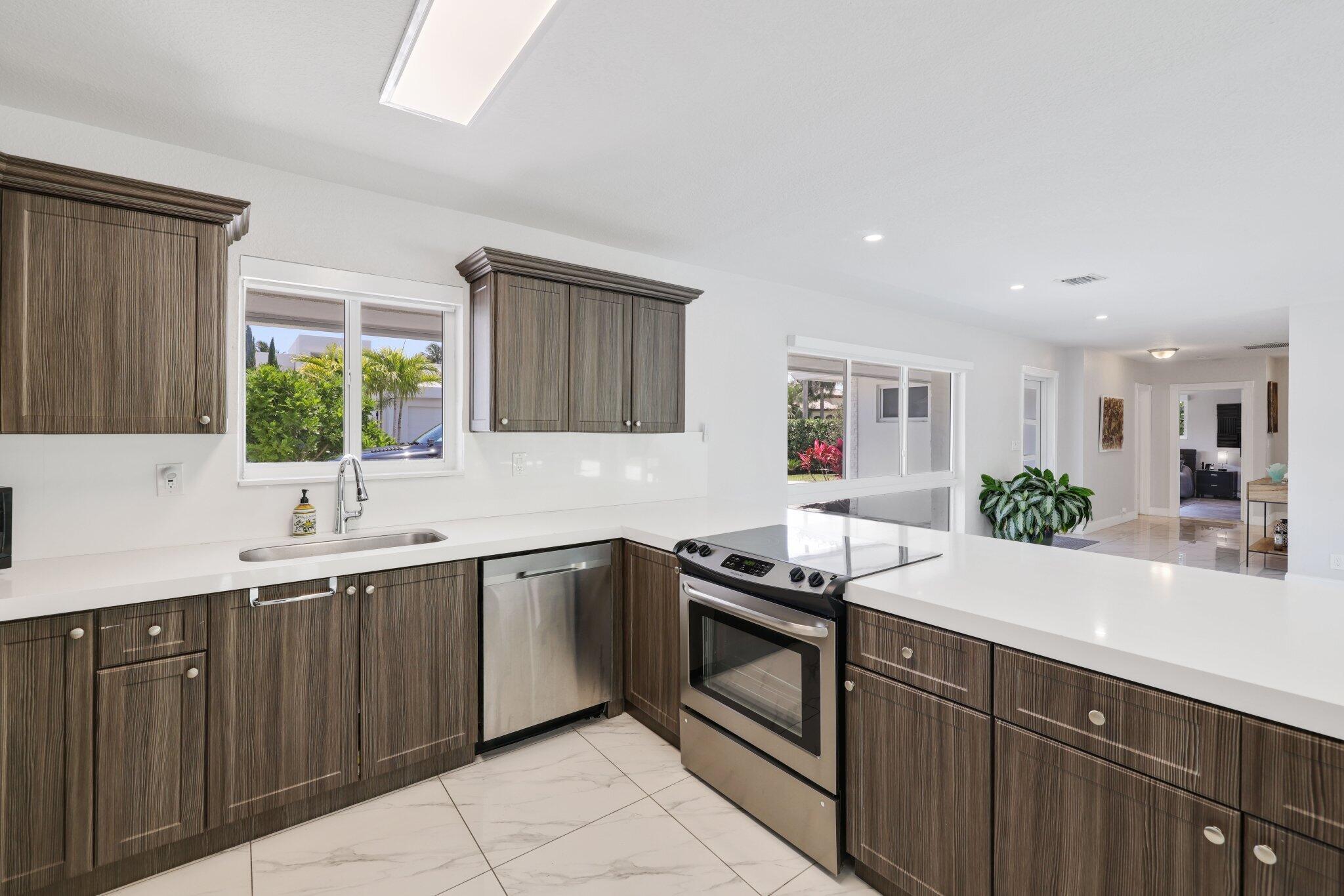 1209 SE 12th Terrace, Deerfield Beach