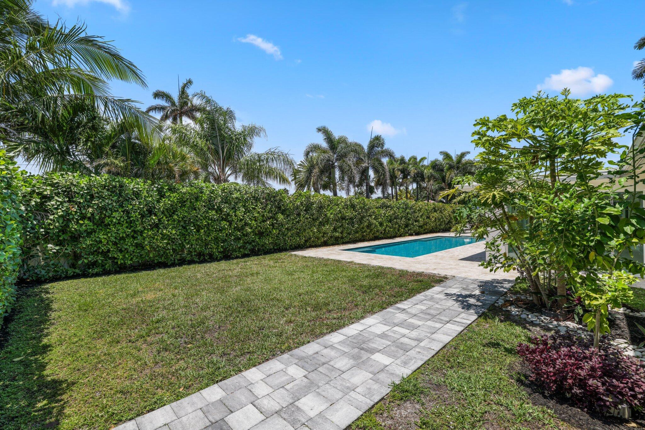 1209 SE 12th Terrace, Deerfield Beach