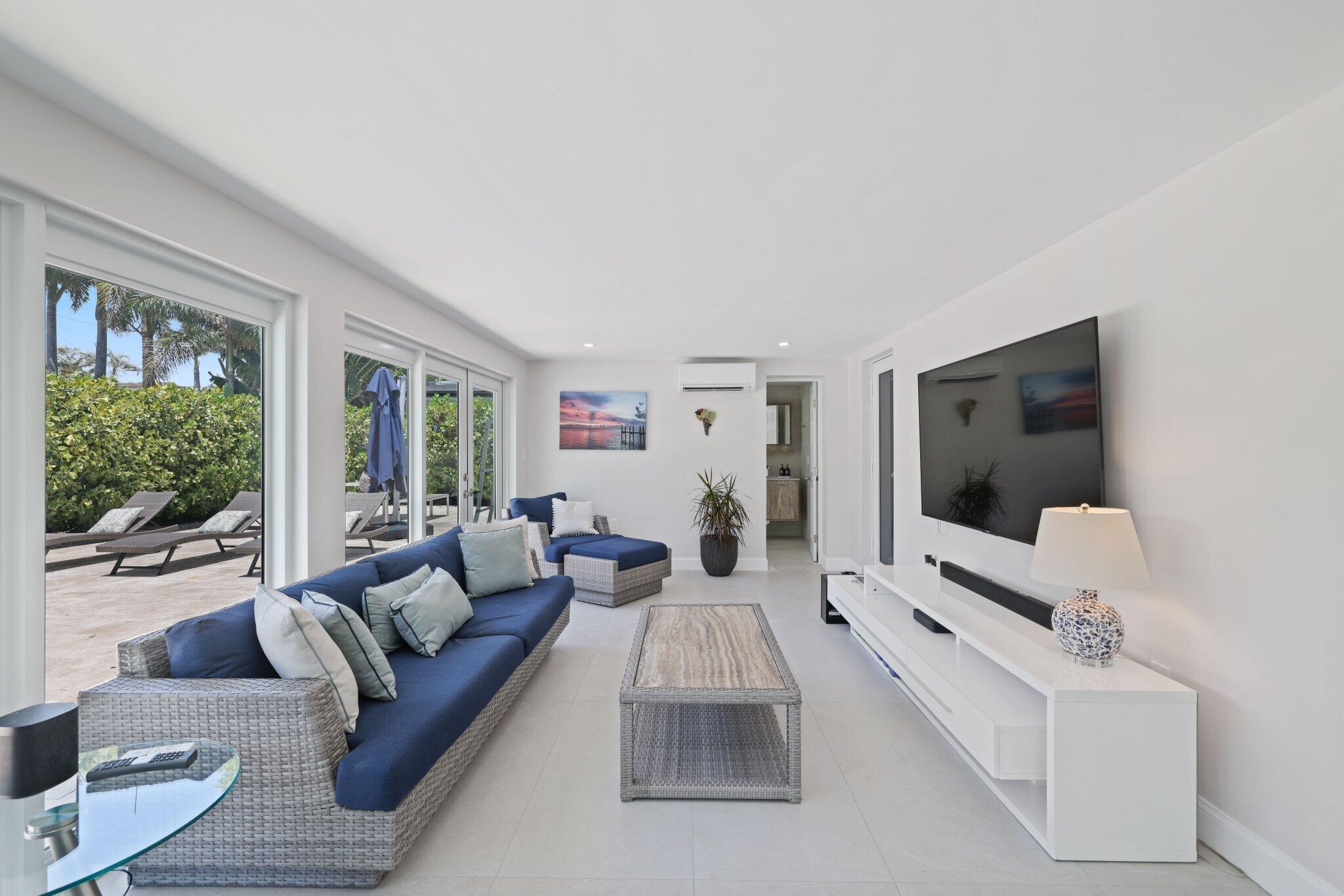 1209 SE 12th Terrace, Deerfield Beach