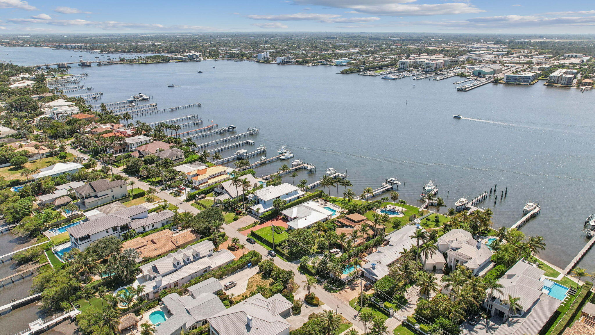 1025 N Atlantic Drive