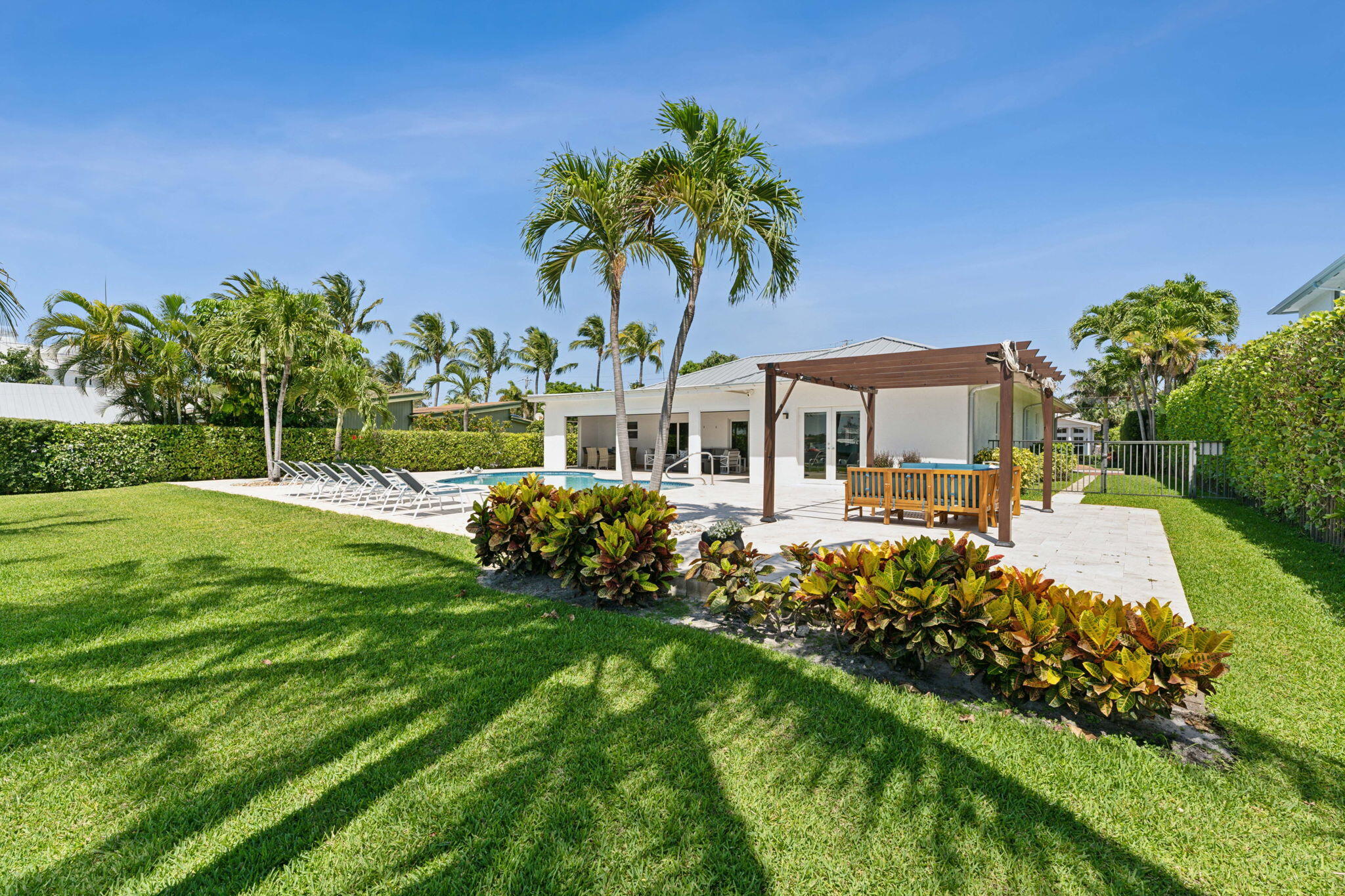 1025 N Atlantic Drive