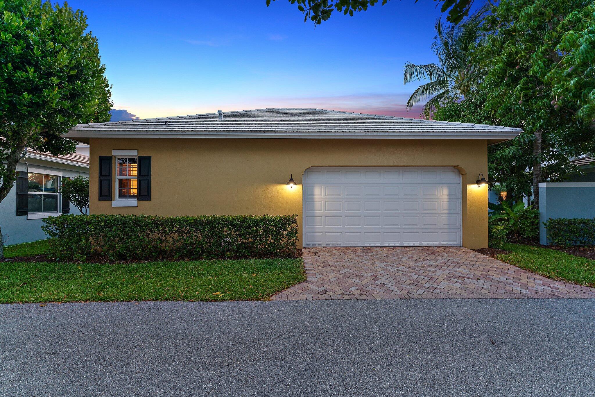 111 Leather Leaf Drive, Jupiter