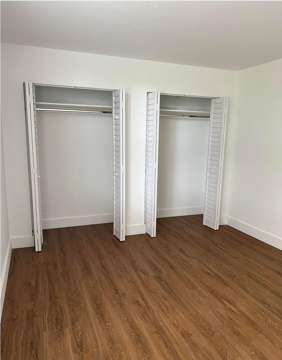 955 Egret Circle 211