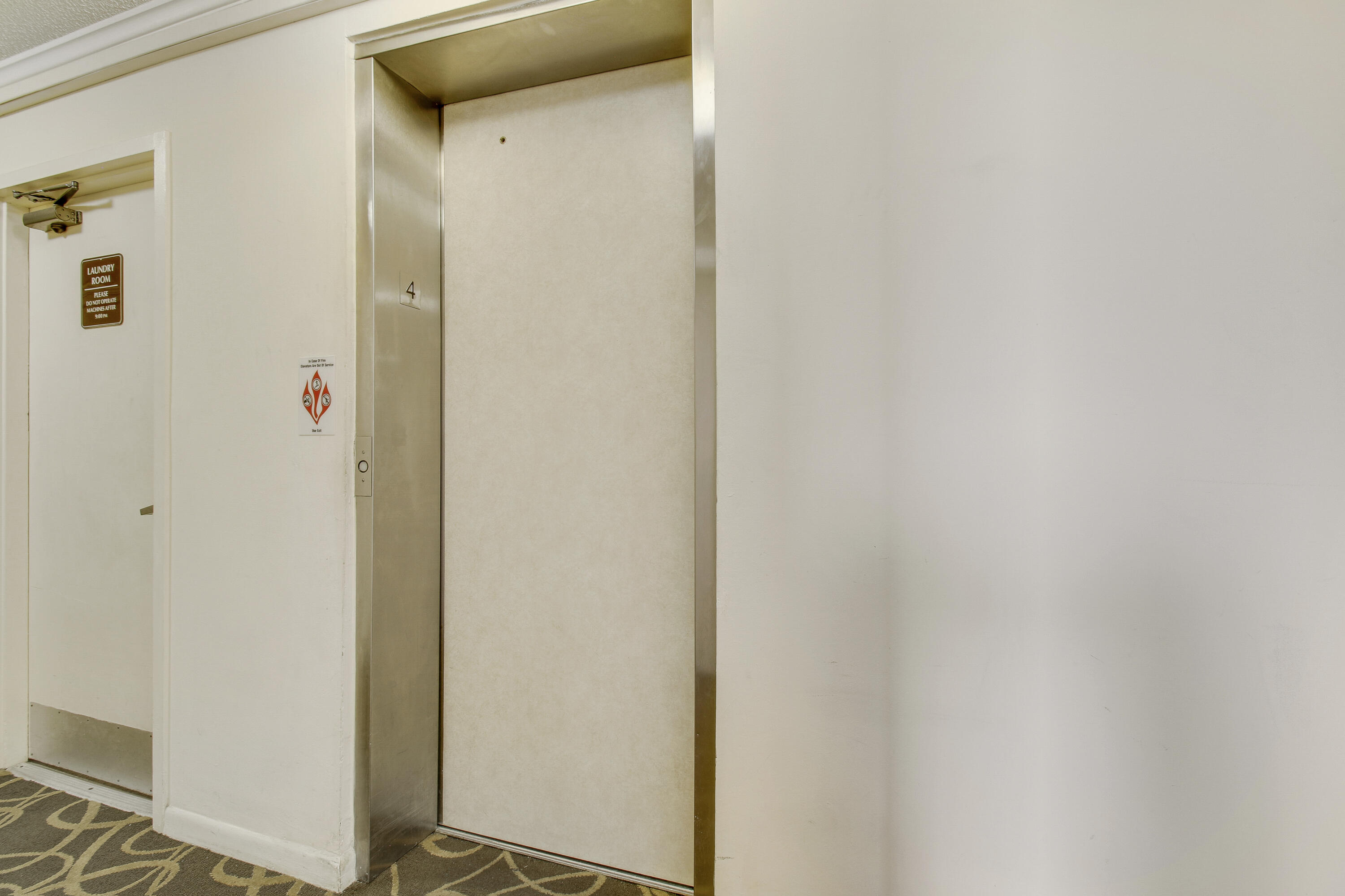 470 Executive Center Drive 4k