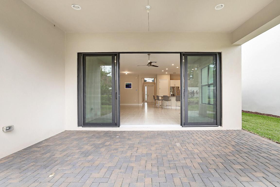 17553 Rainstream Road, Boca Raton