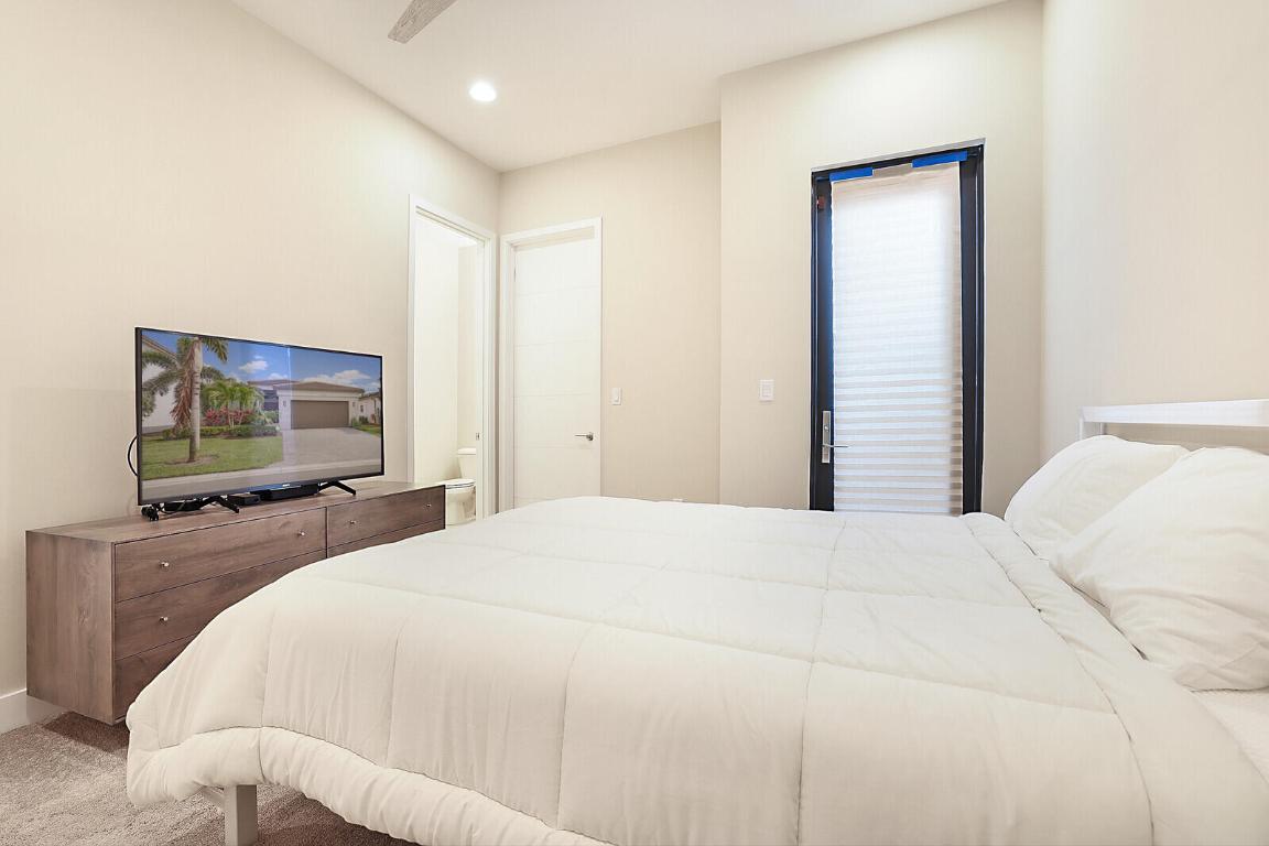 17553 Rainstream Road, Boca Raton