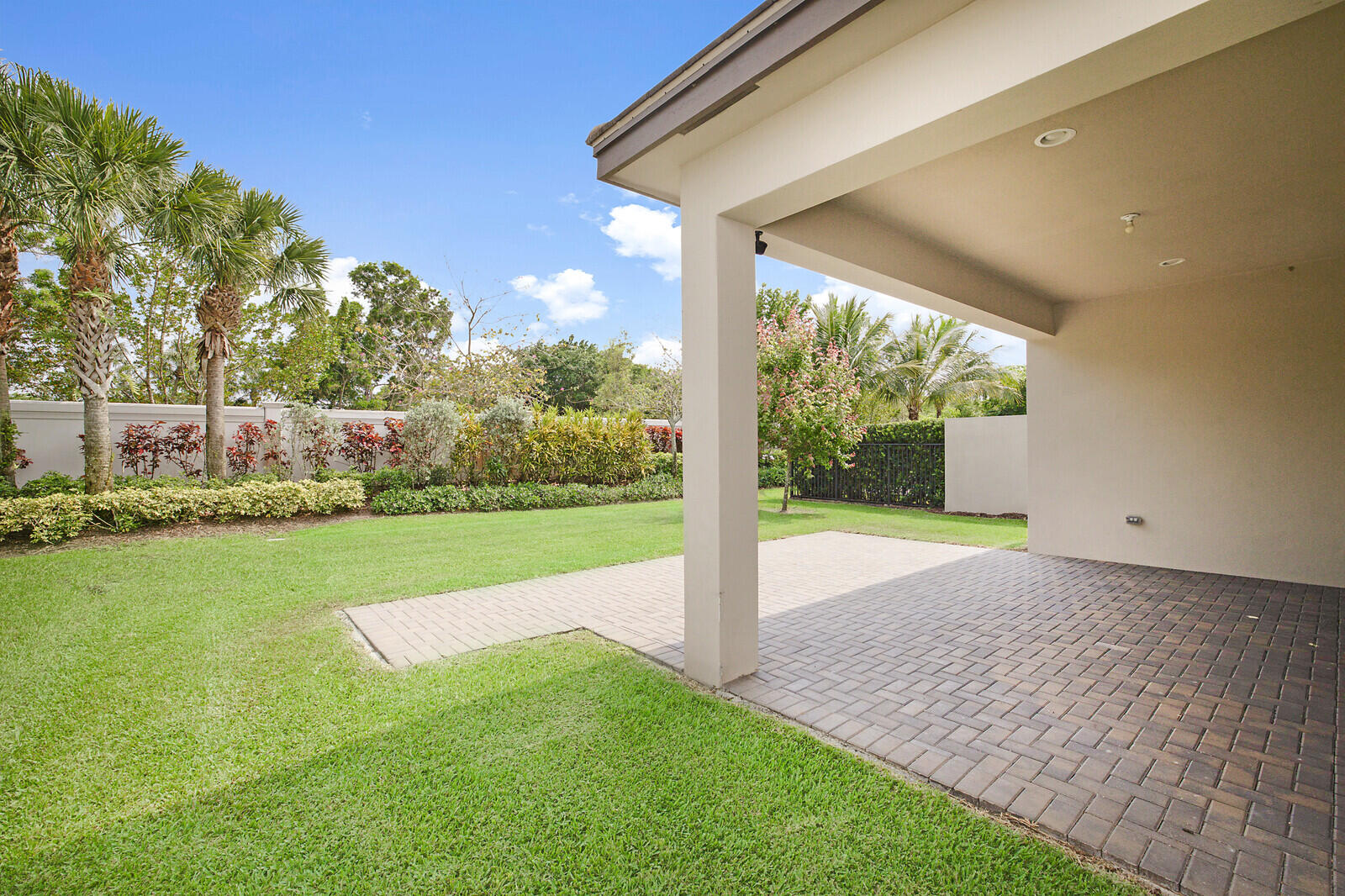 17553 Rainstream Road, Boca Raton