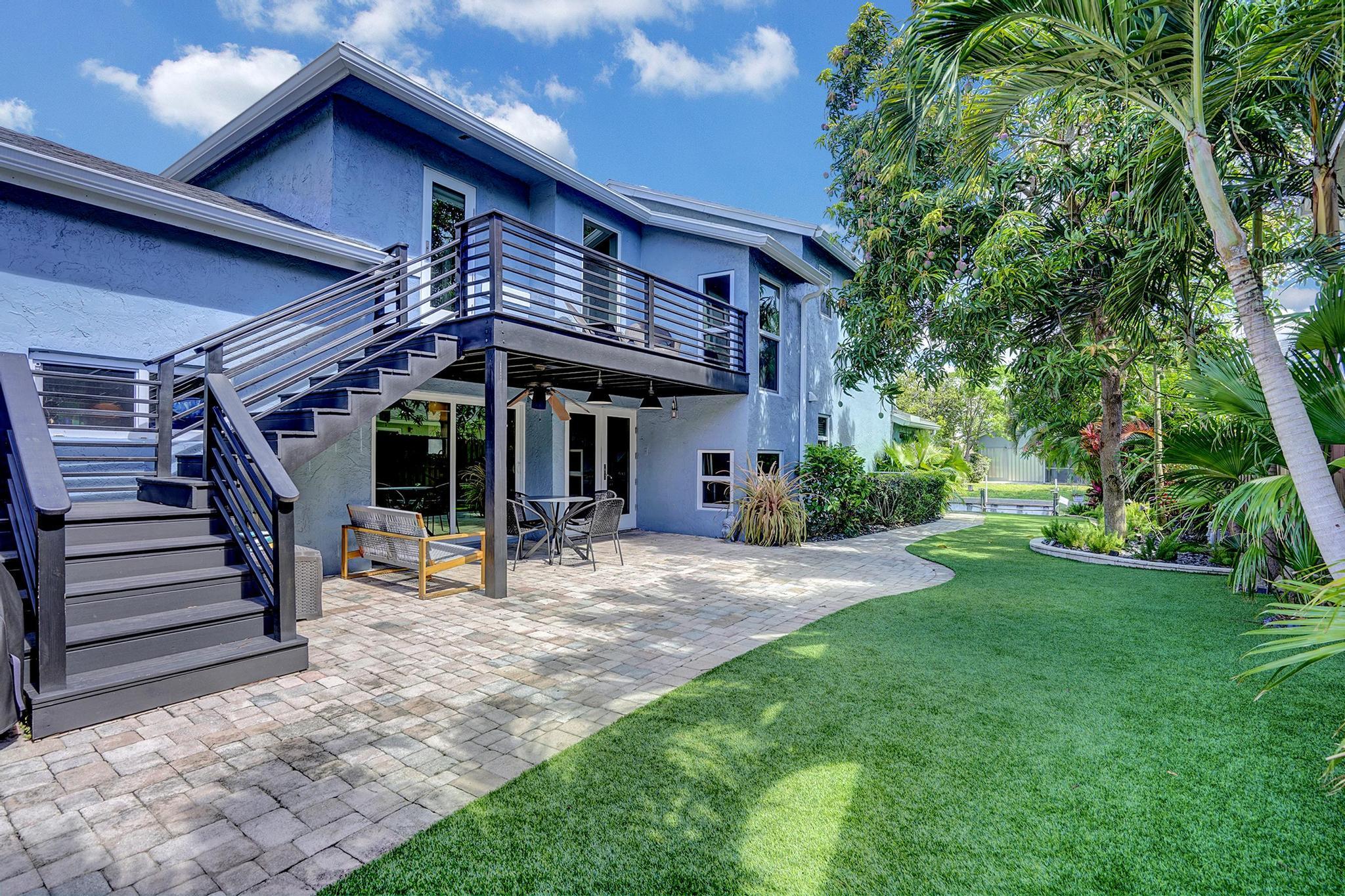 1935 NW 9th Street