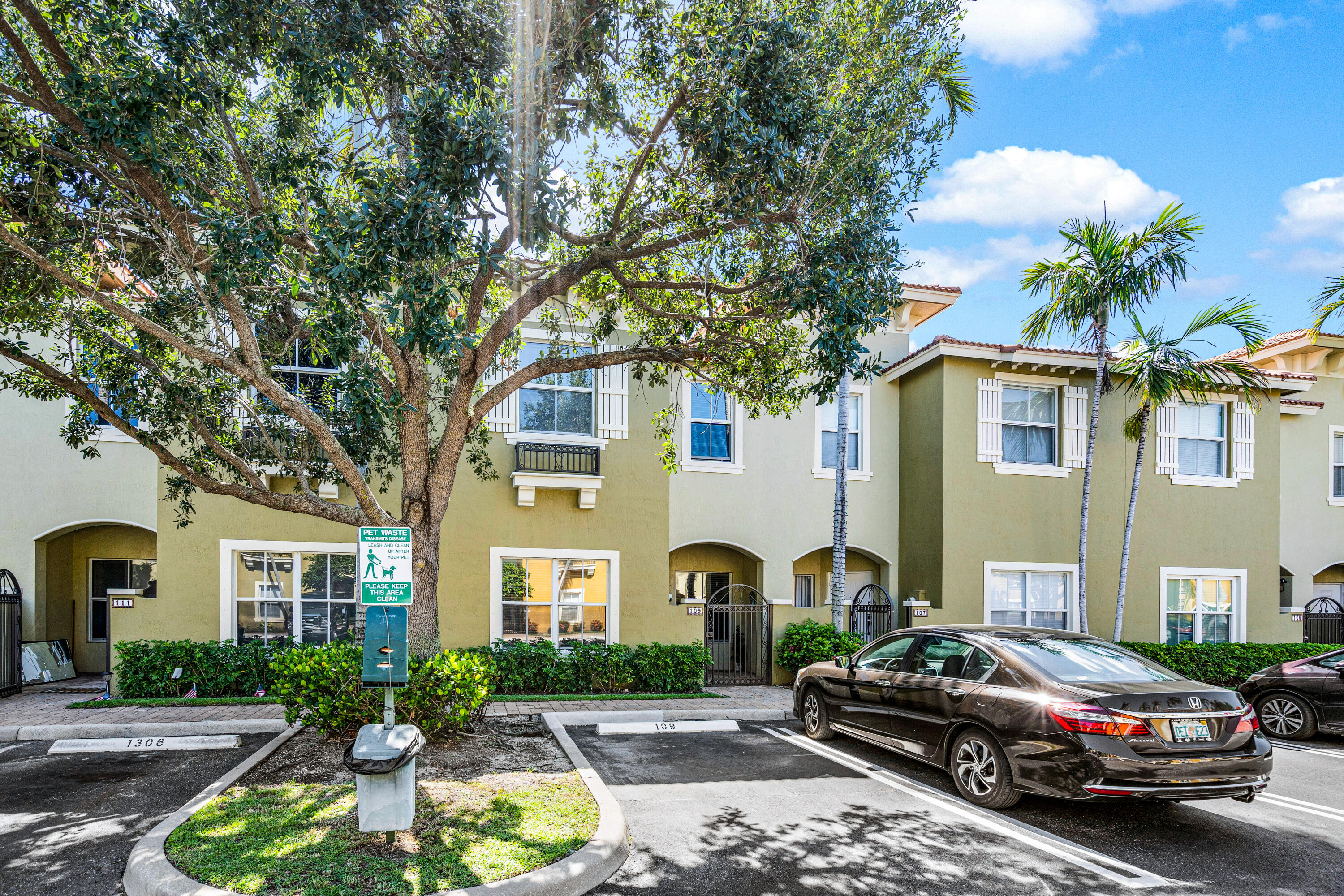 109 Lake Monterey Circle