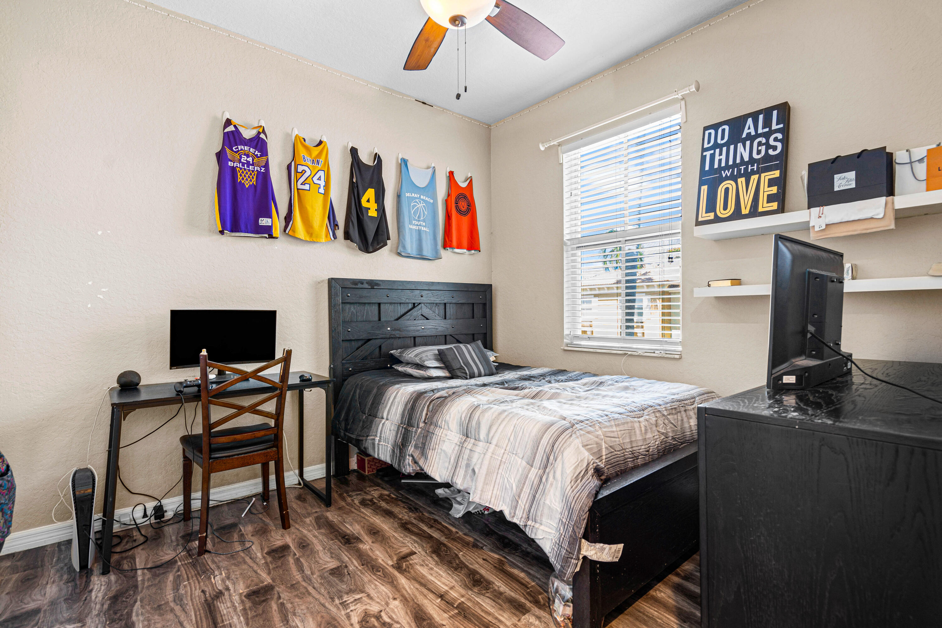 109 Lake Monterey Circle