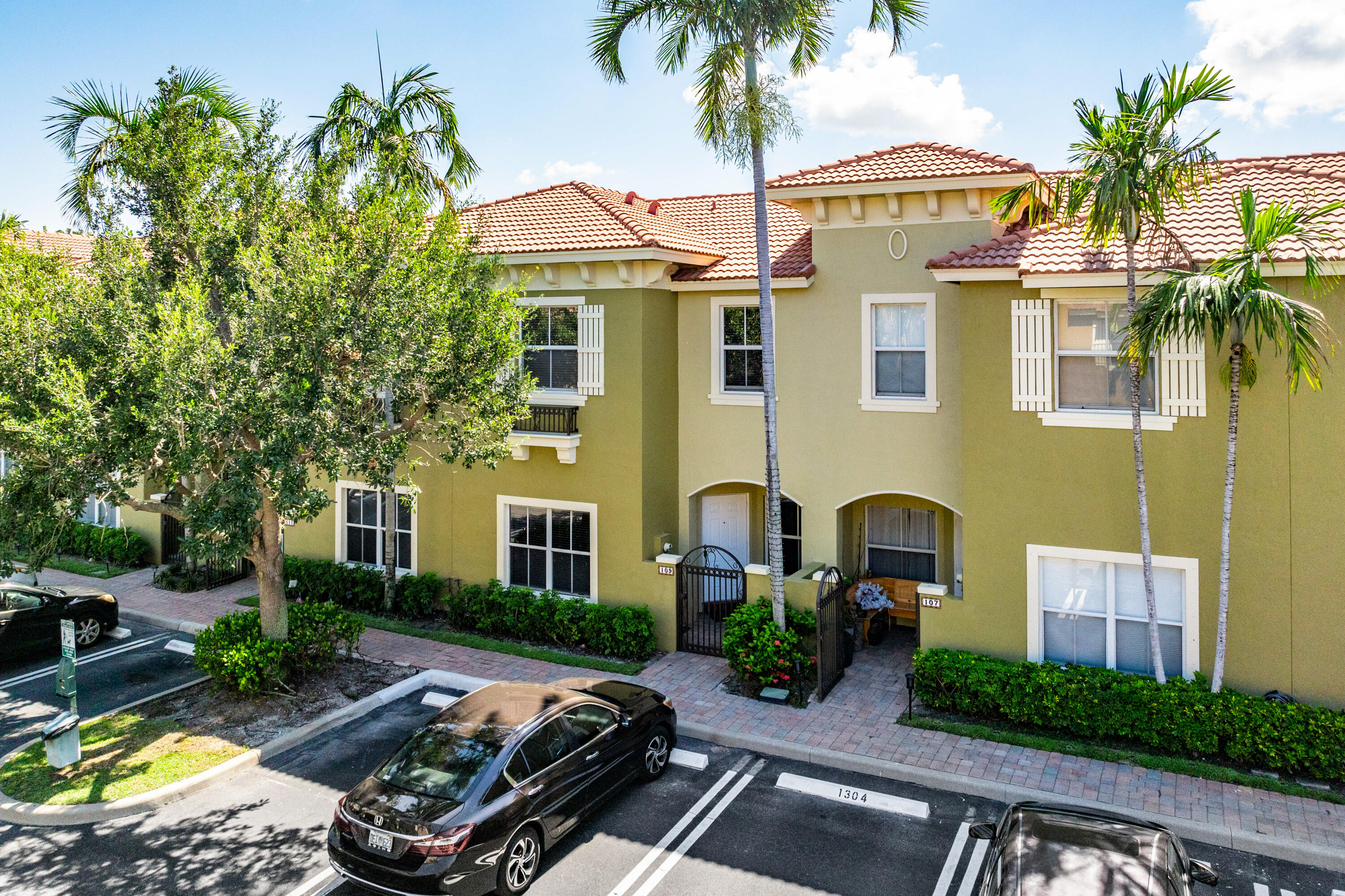 109 Lake Monterey Circle