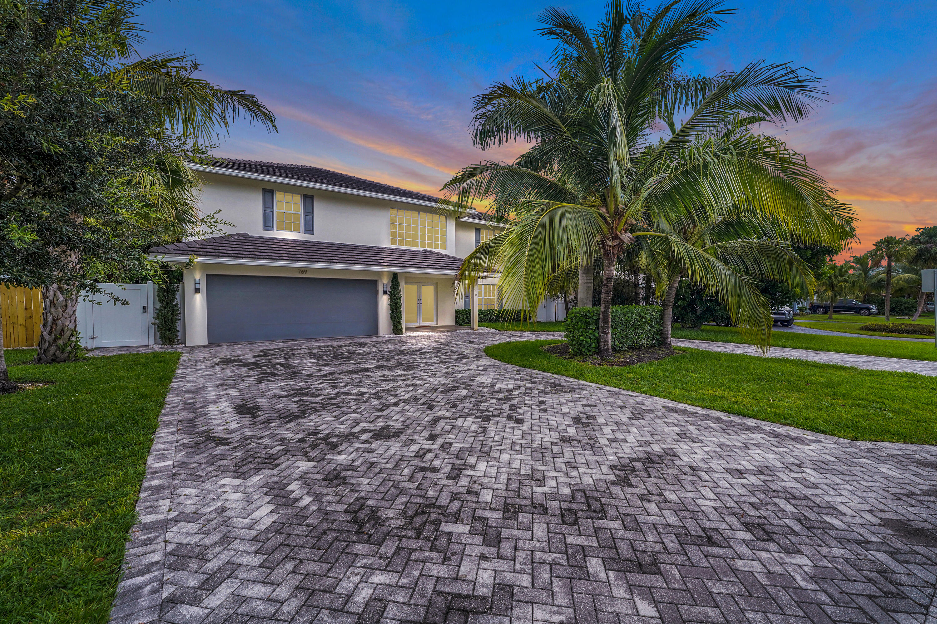 769 NW 7th Street