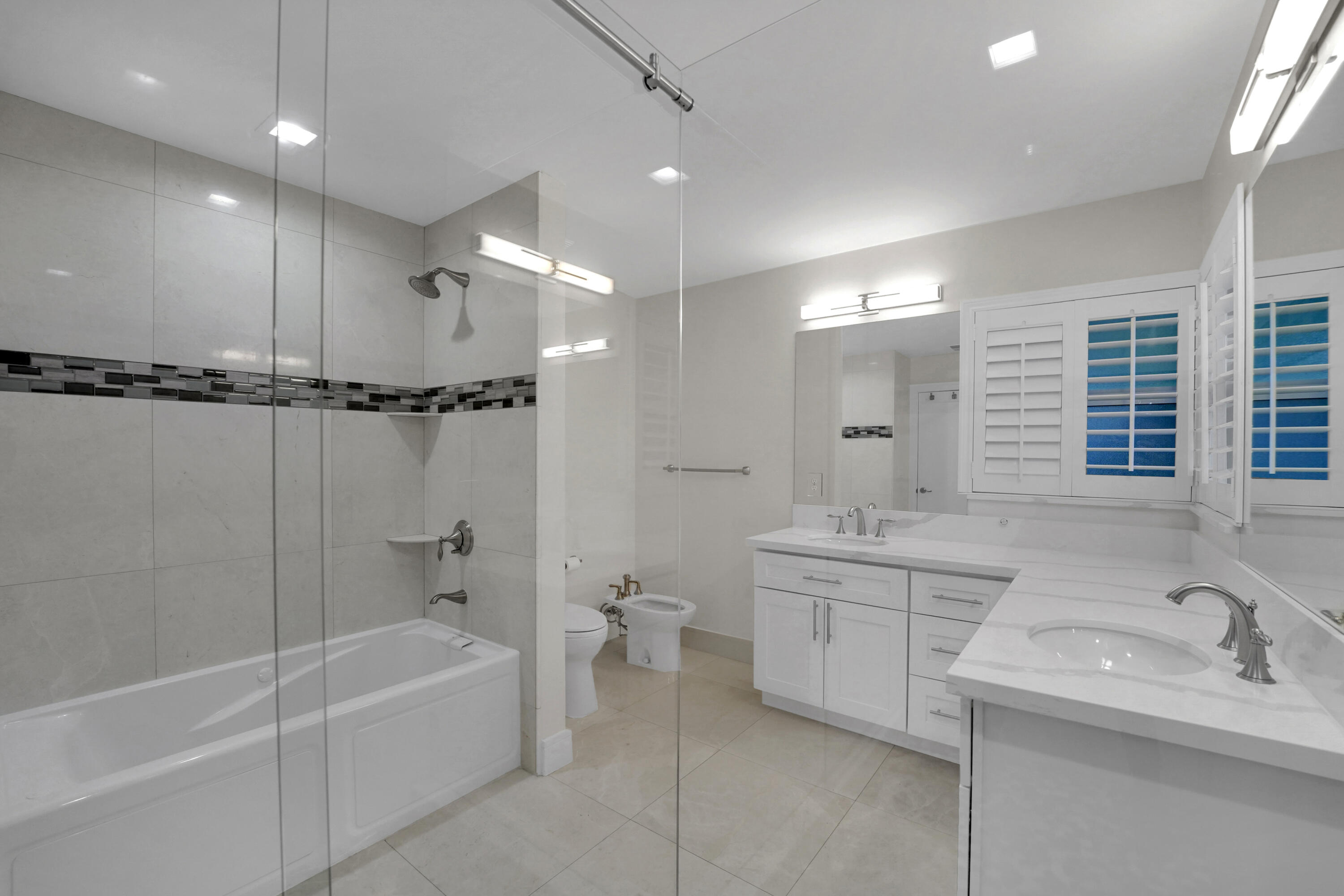 769 NW 7th Street