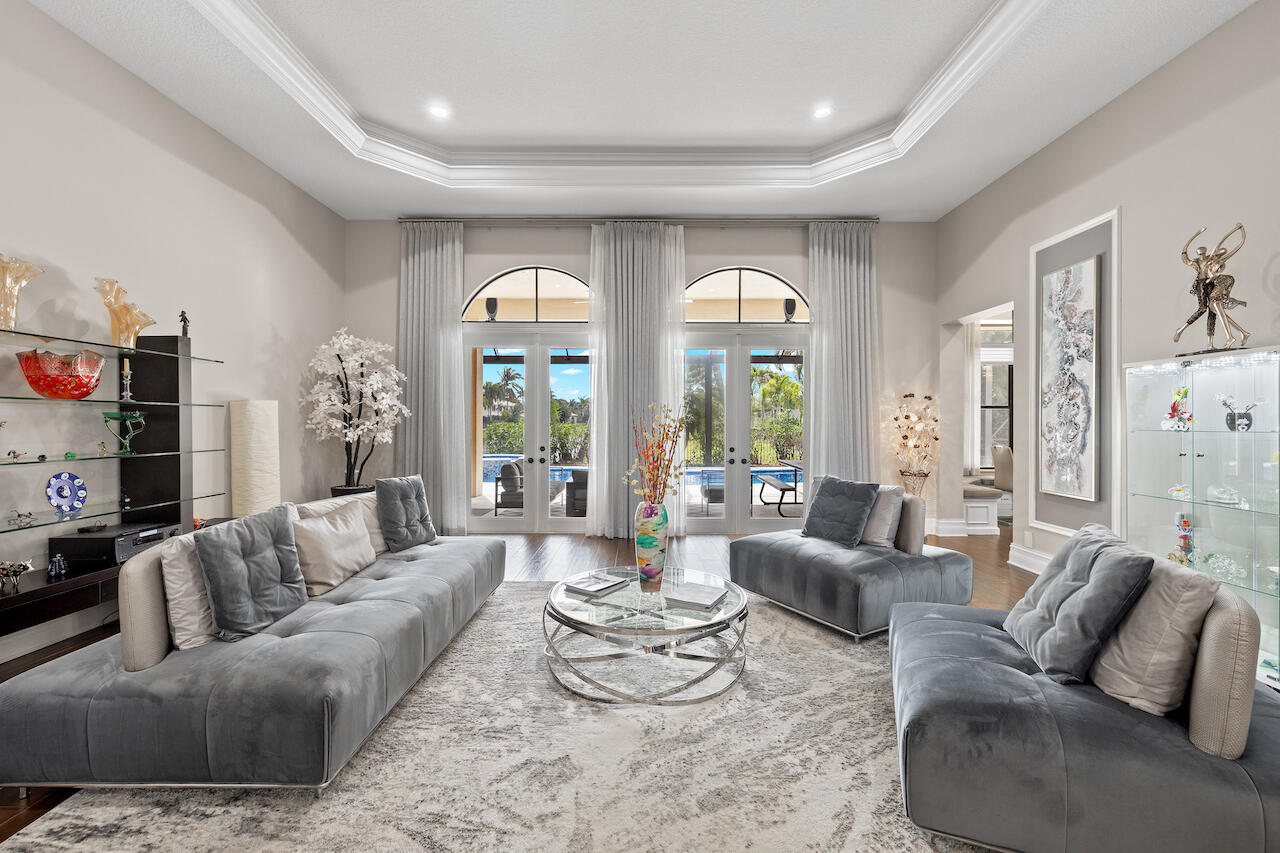 4445 Island Reef Drive