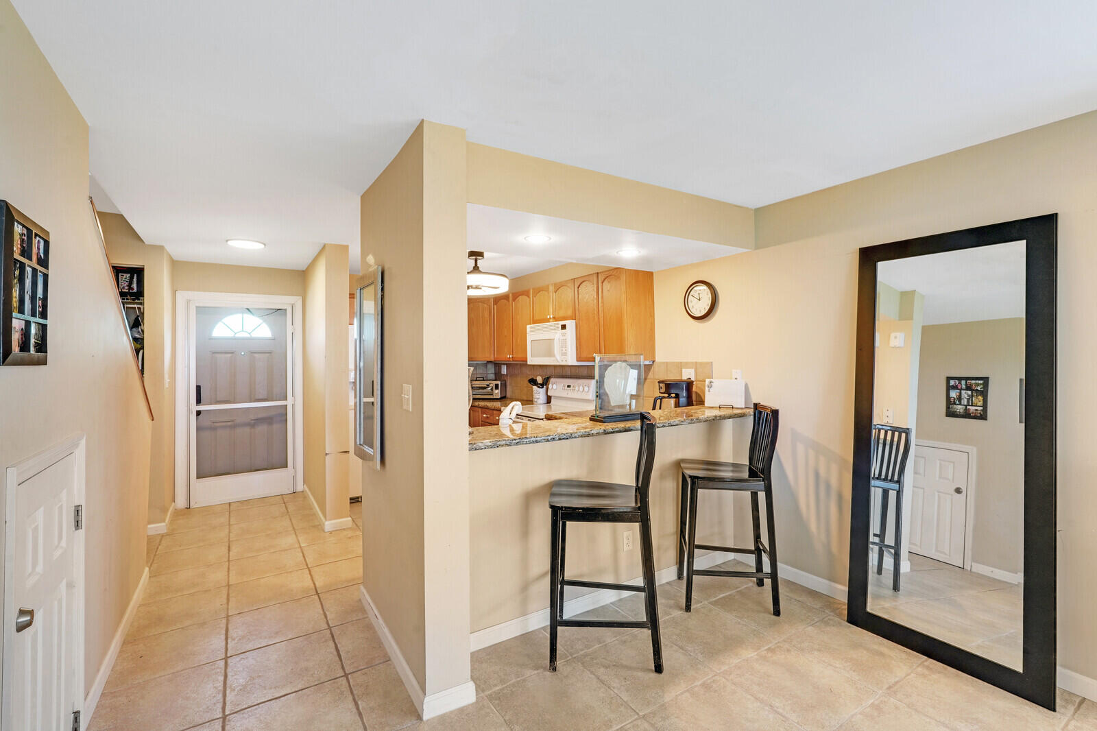 1550 S Ocean Drive 24