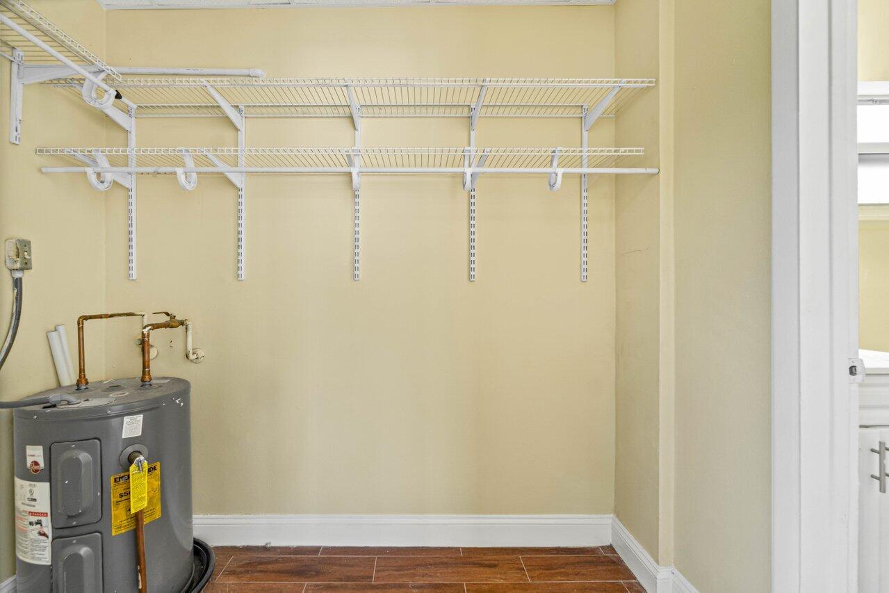 391 SE 19th Avenue 6, Pompano Beach Unit: 6