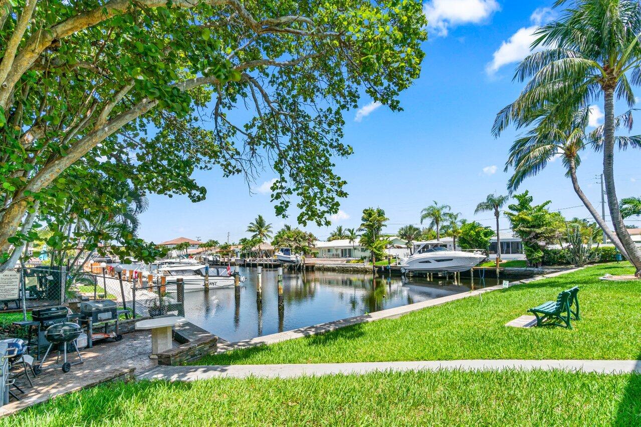 391 SE 19th Avenue 6, Pompano Beach Unit: 6