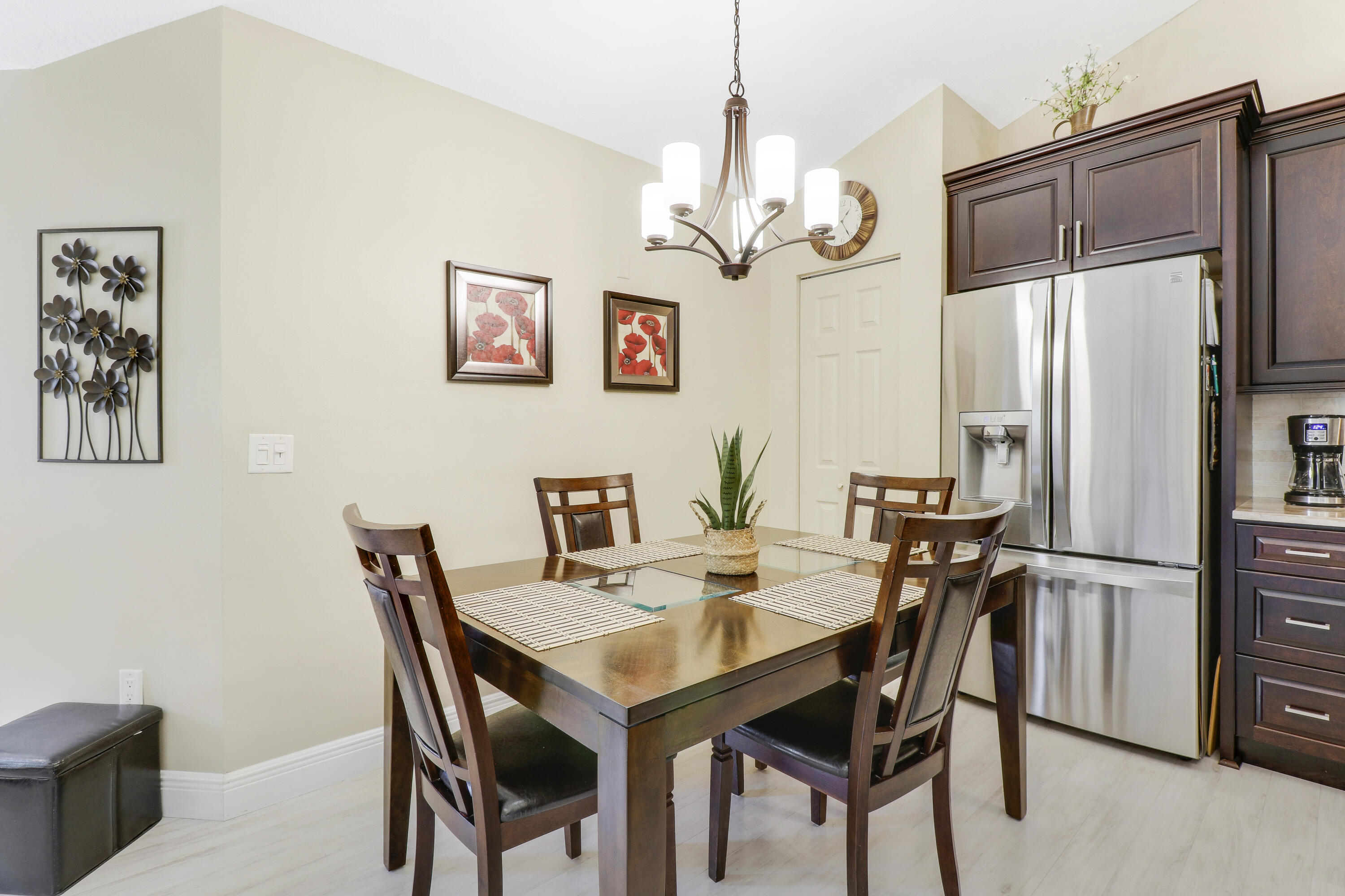 5324 Eagle Lake Drive