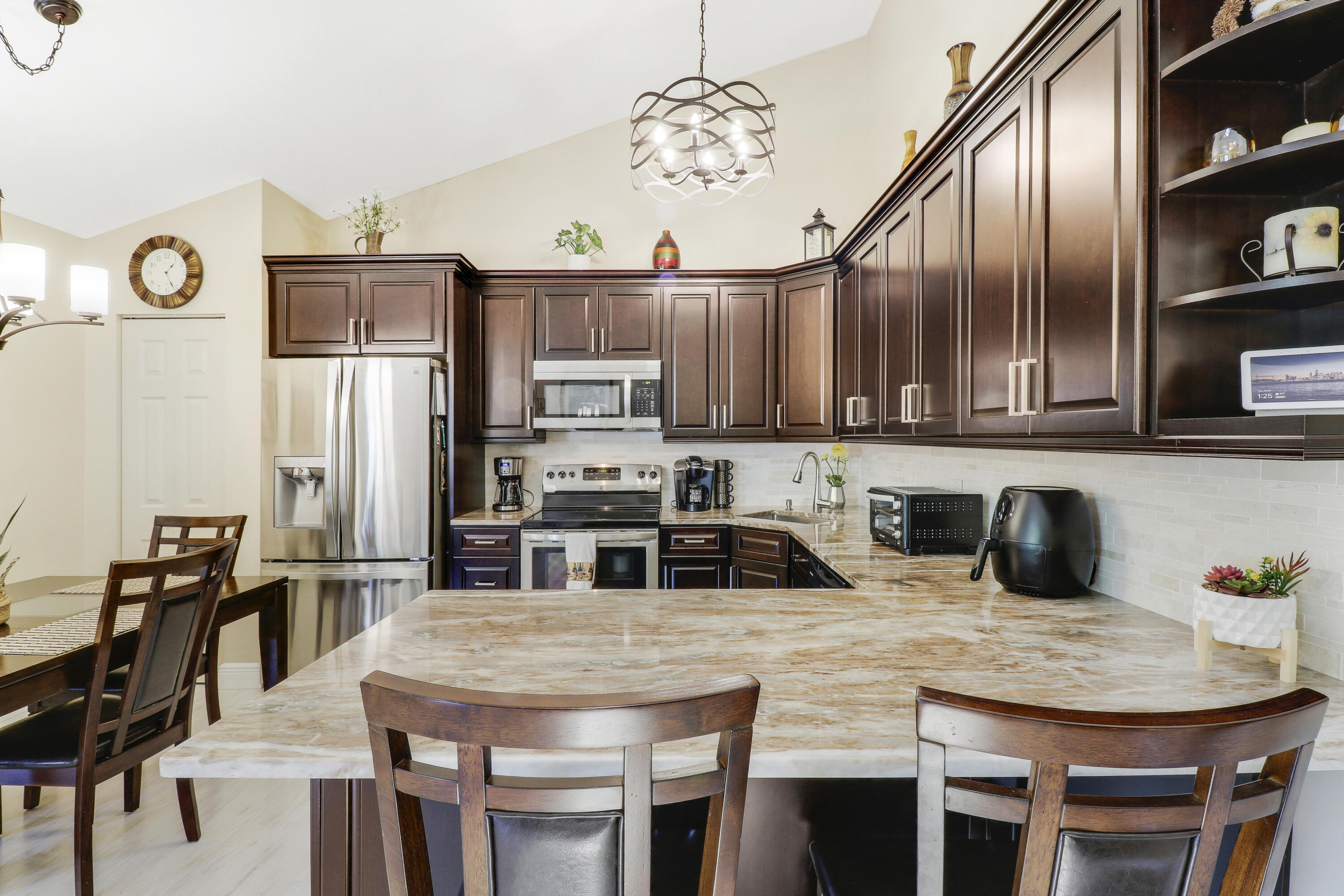 5324 Eagle Lake Drive