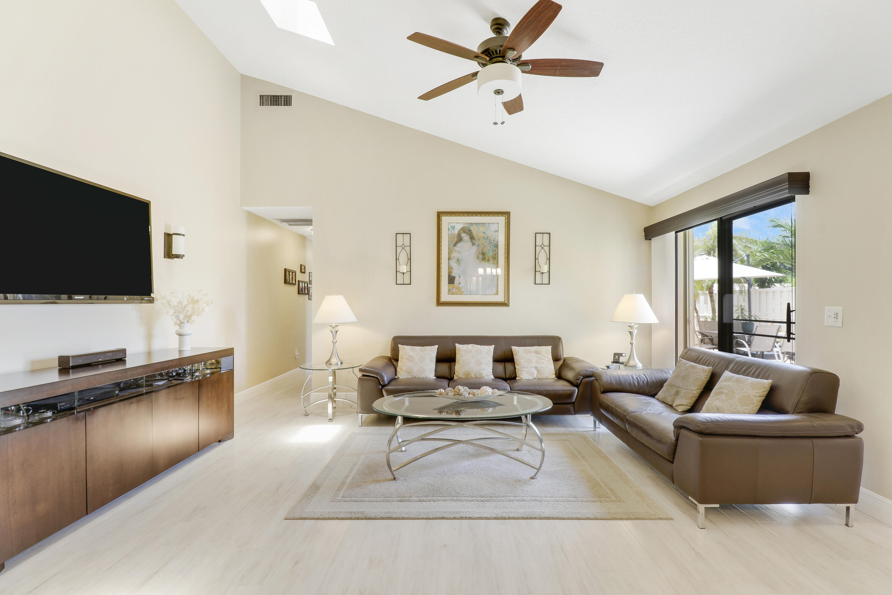 5324 Eagle Lake Drive