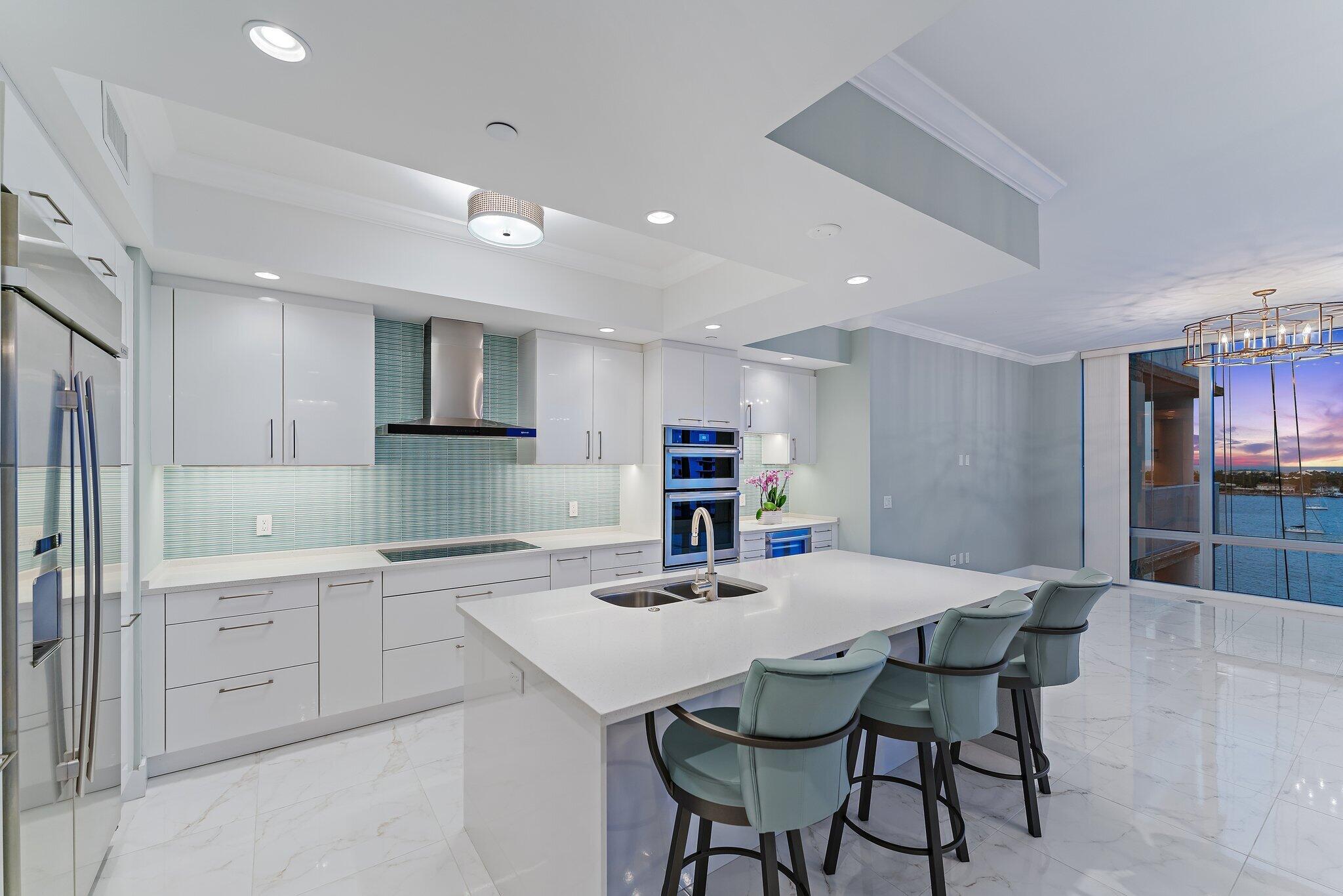 2 Water Club Way 1003, North Palm Beach Unit: 1003