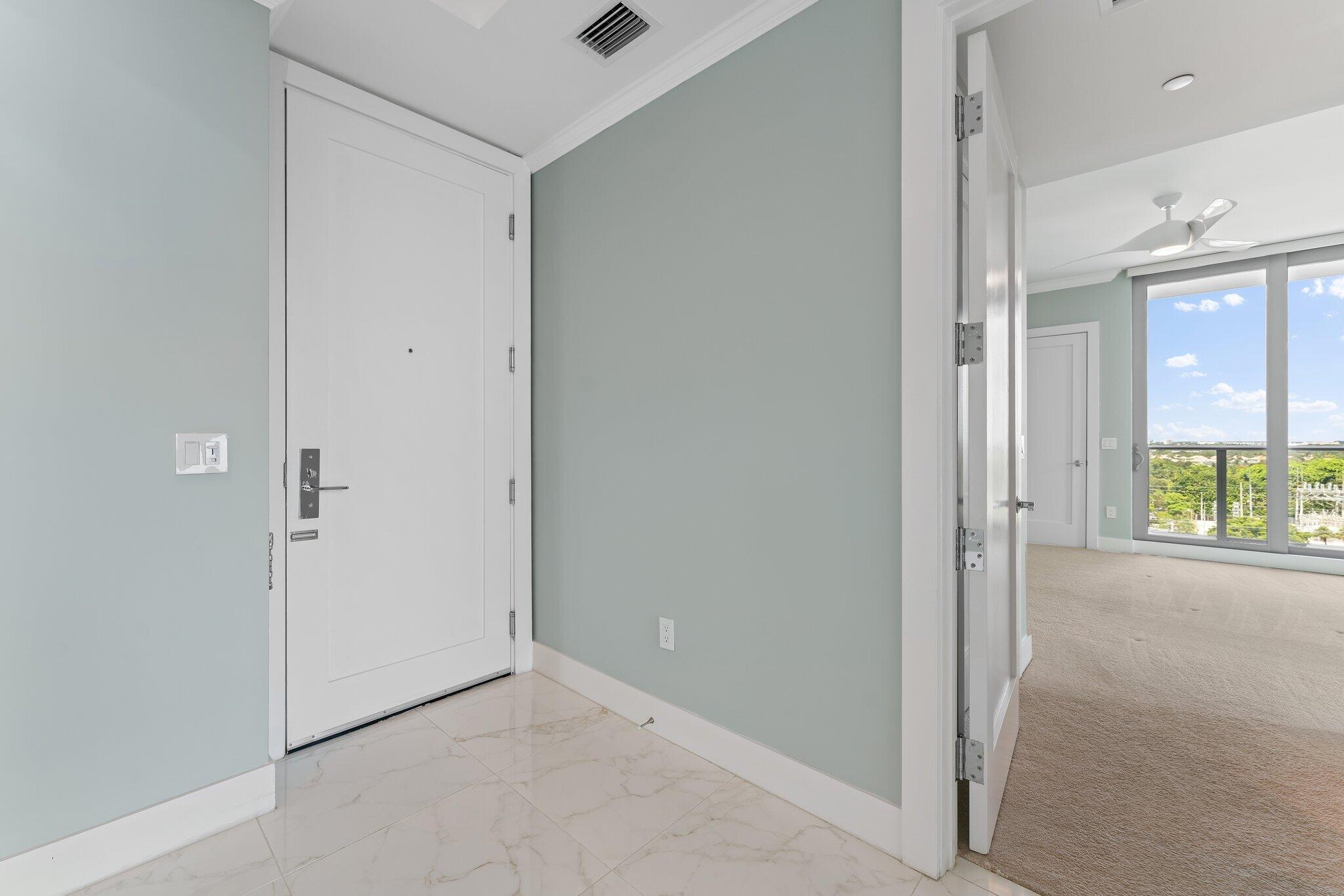 2 Water Club Way 1003, North Palm Beach Unit: 1003