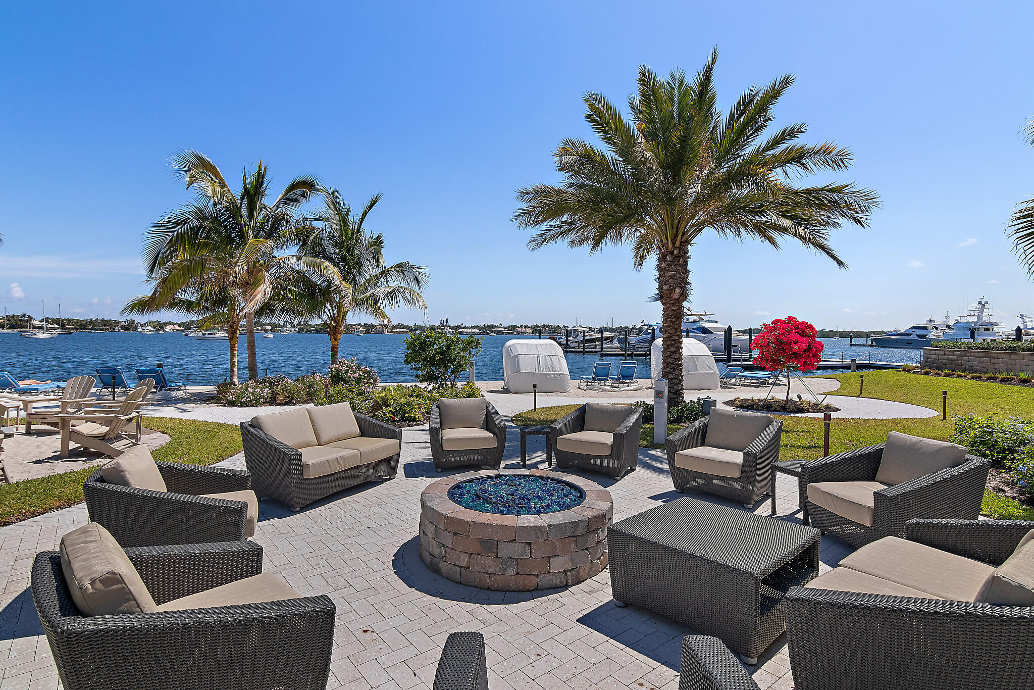 2 Water Club Way 1003, North Palm Beach Unit: 1003