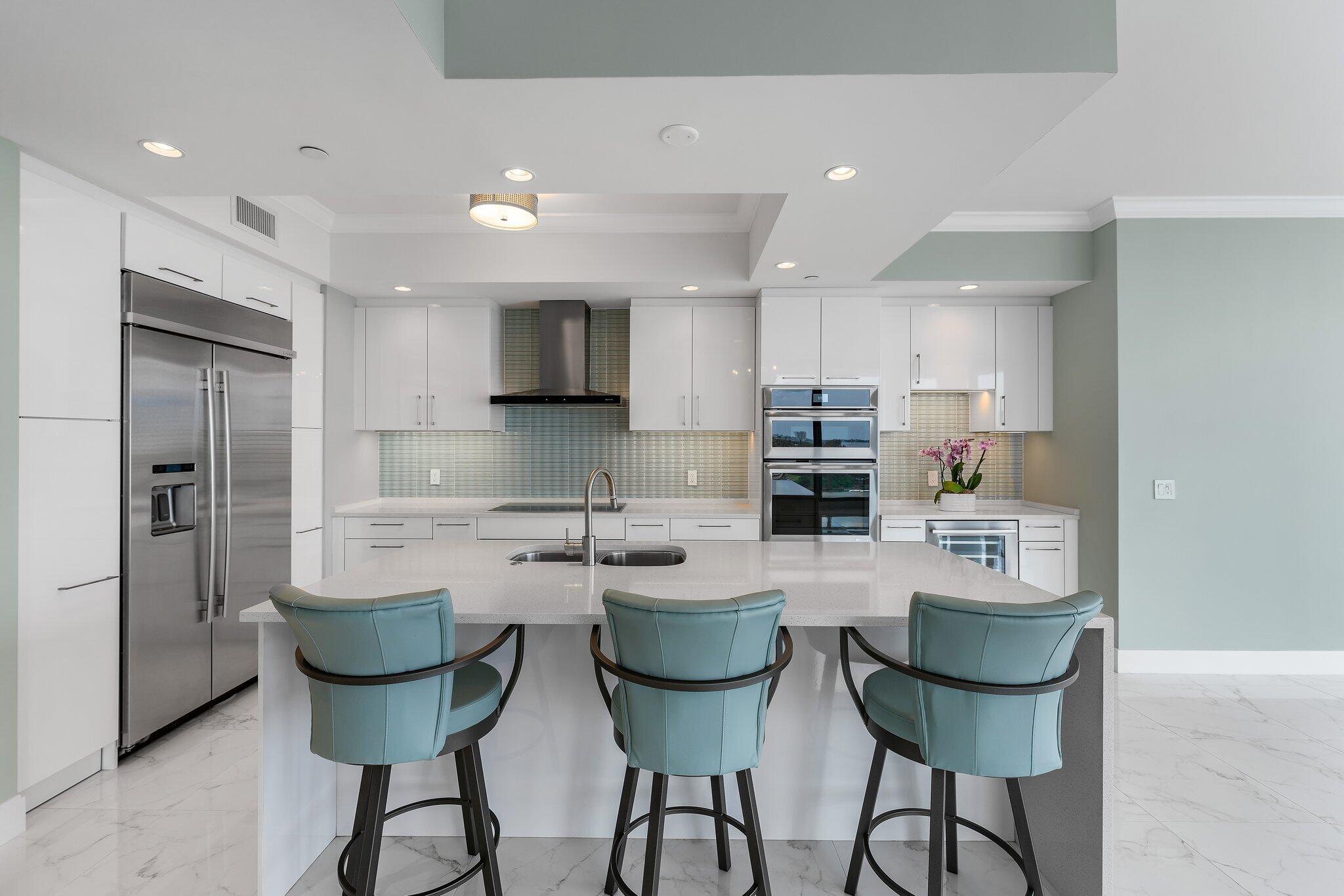 2 Water Club Way 1003, North Palm Beach Unit: 1003