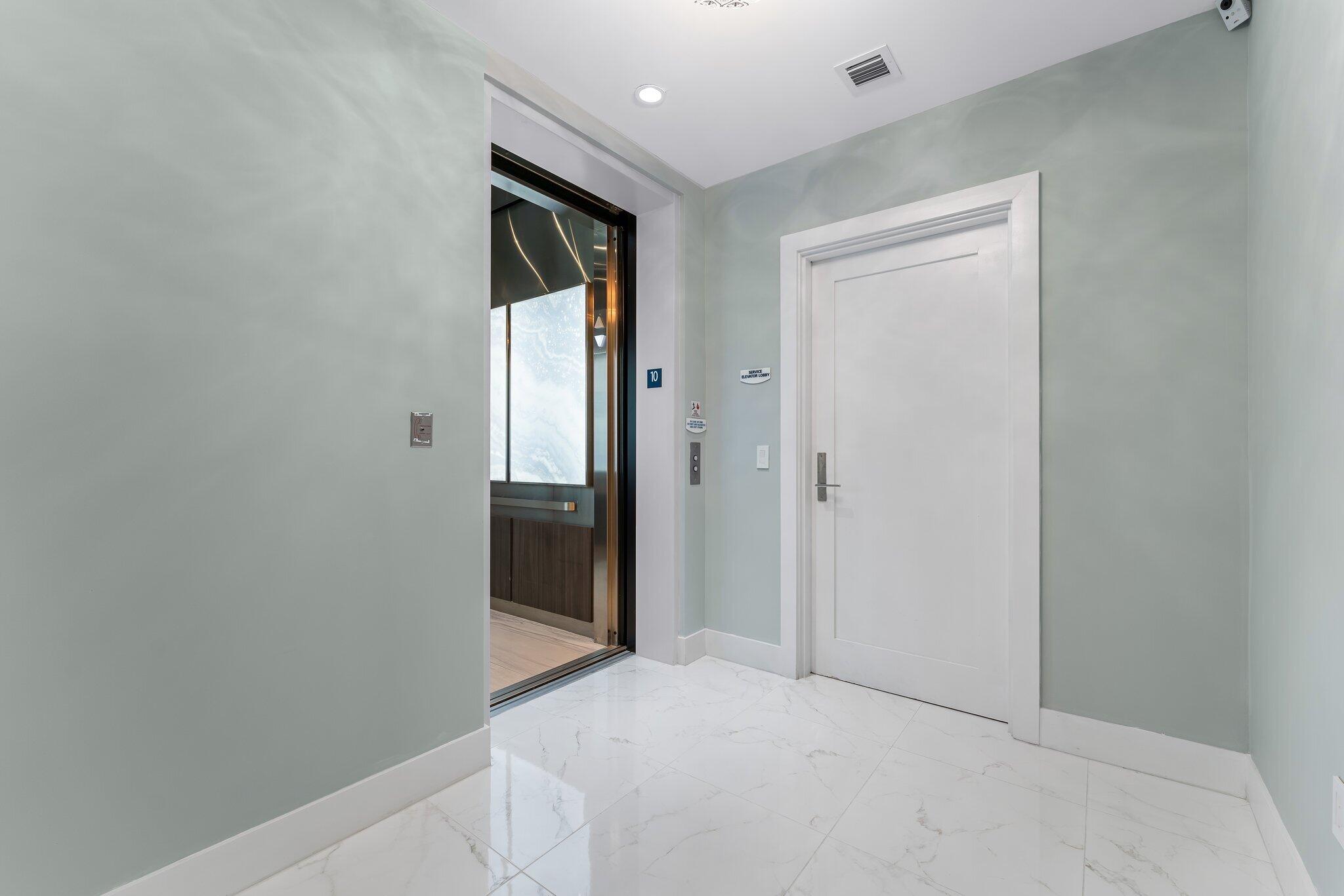 2 Water Club Way 1003, North Palm Beach Unit: 1003