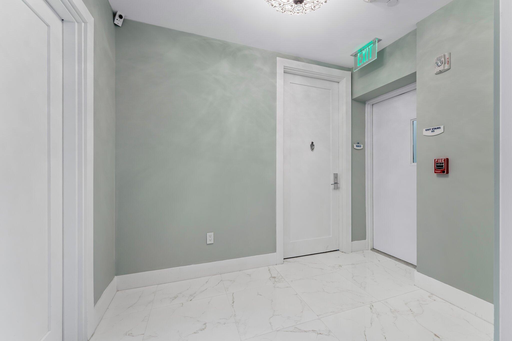 2 Water Club Way 1003, North Palm Beach Unit: 1003