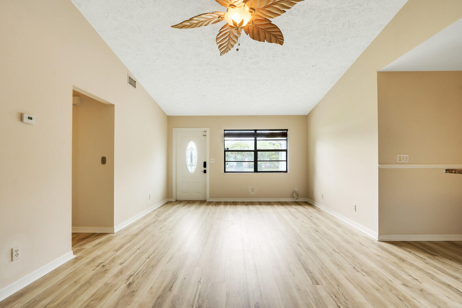 2391 SE Mariola Avenue