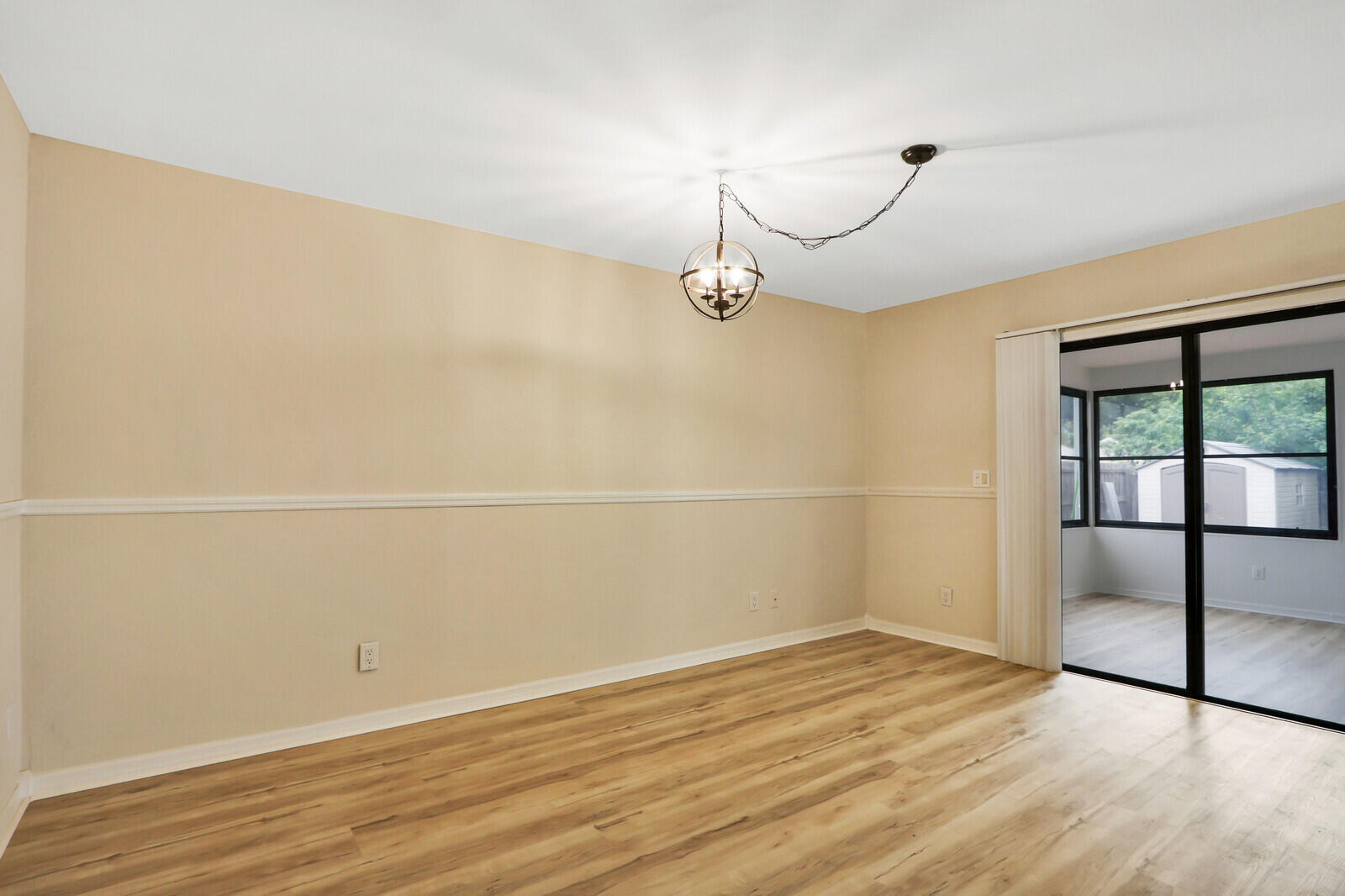 2391 SE Mariola Avenue