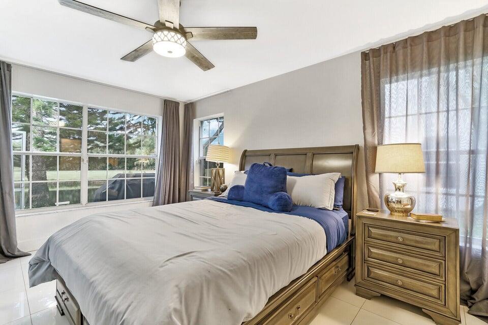 17052 Boca Club Boulevard 6