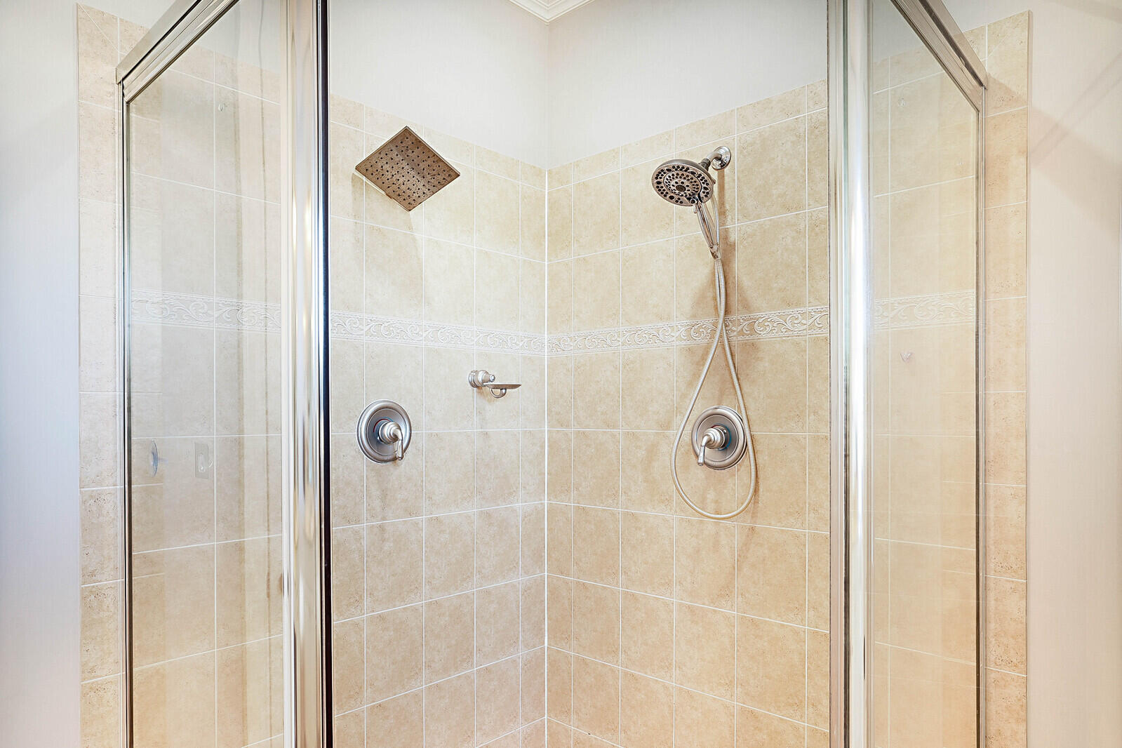 181 Catania Way, Royal Palm Beach