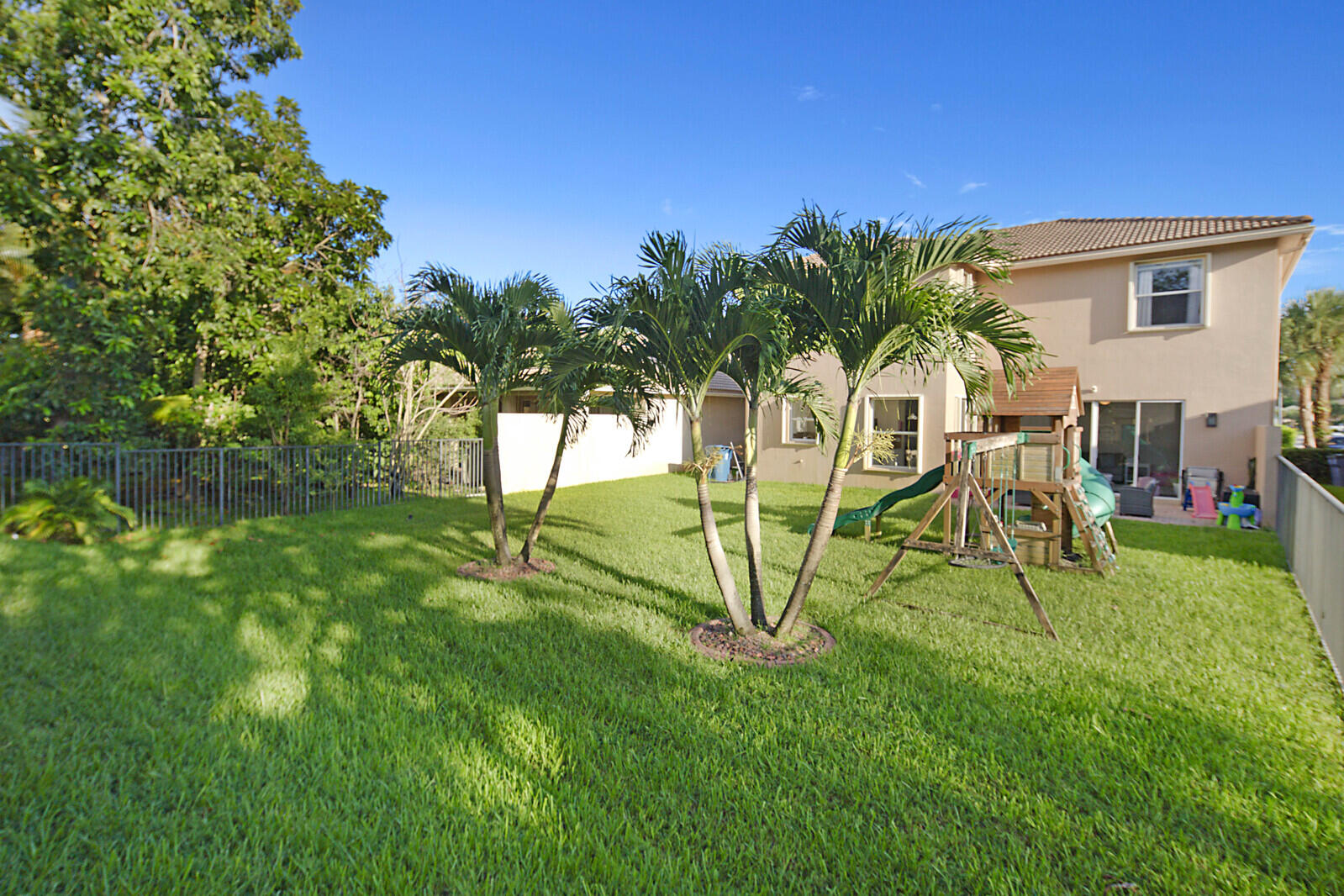 181 Catania Way, Royal Palm Beach