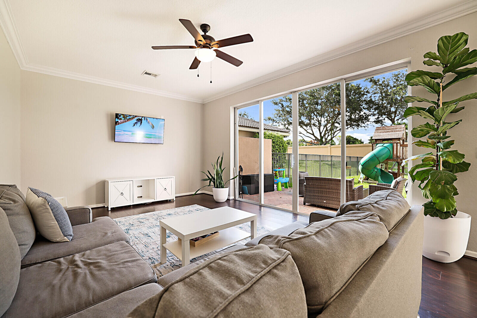 181 Catania Way, Royal Palm Beach