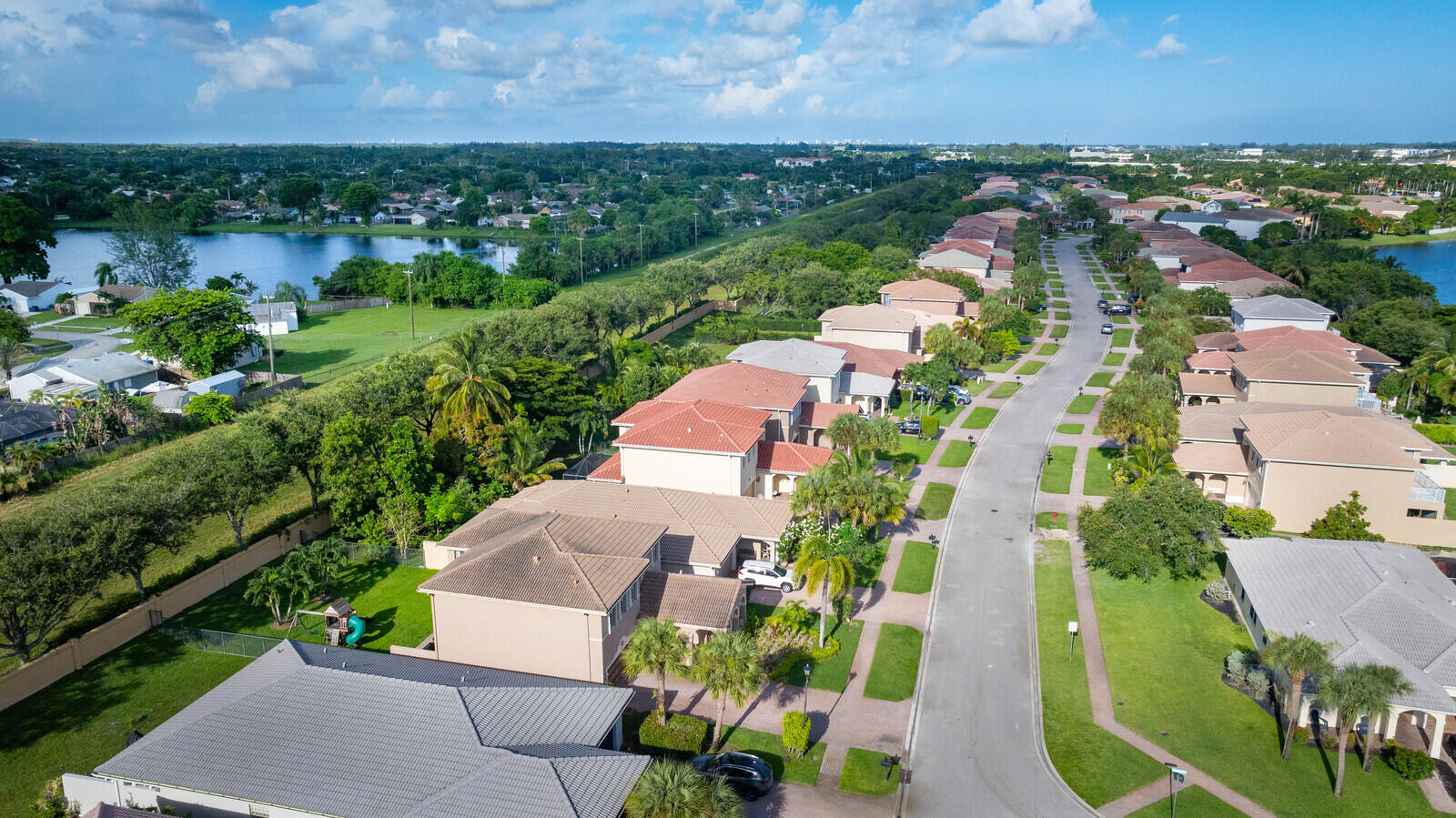 181 Catania Way, Royal Palm Beach