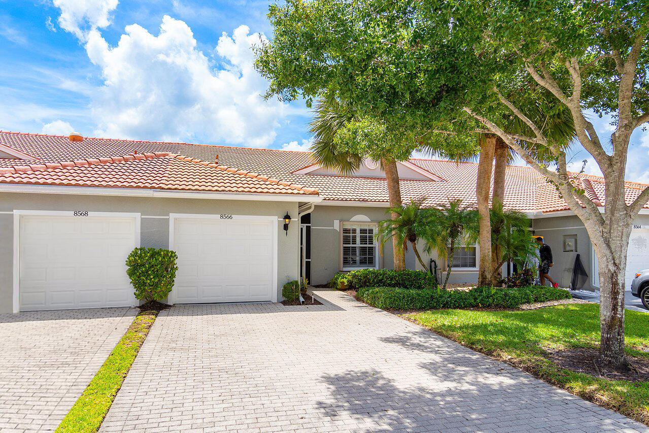 8566 Logia Circle, Boynton Beach