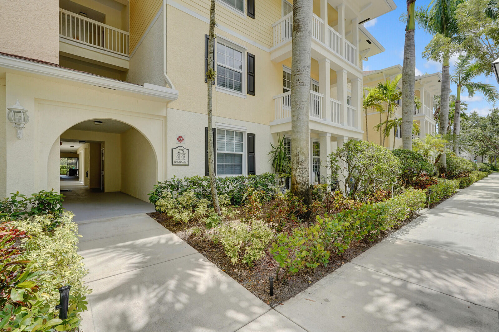 275 Murcia Drive 203