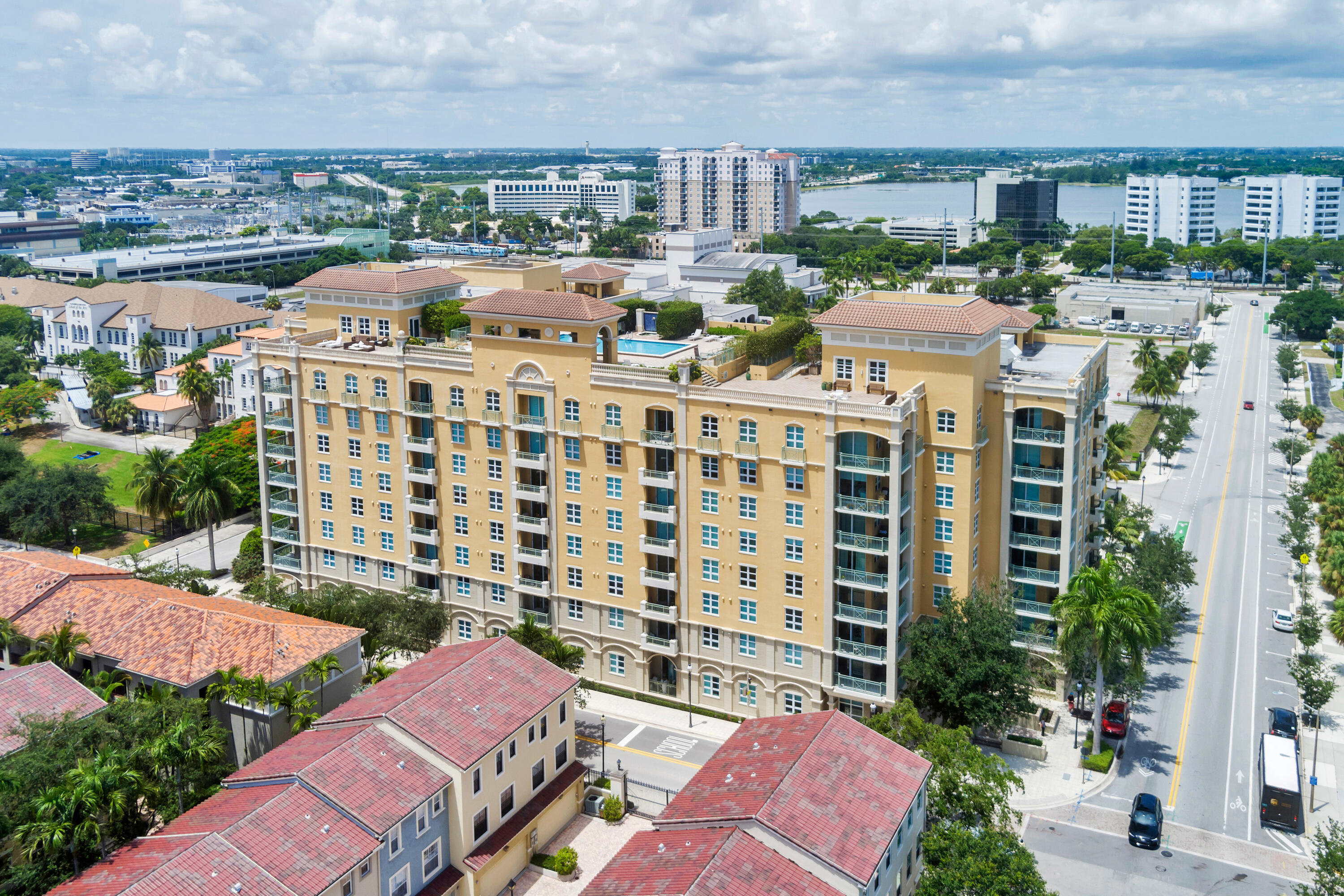 403 S Sapodilla Avenue 416, West Palm Beach Unit: 416