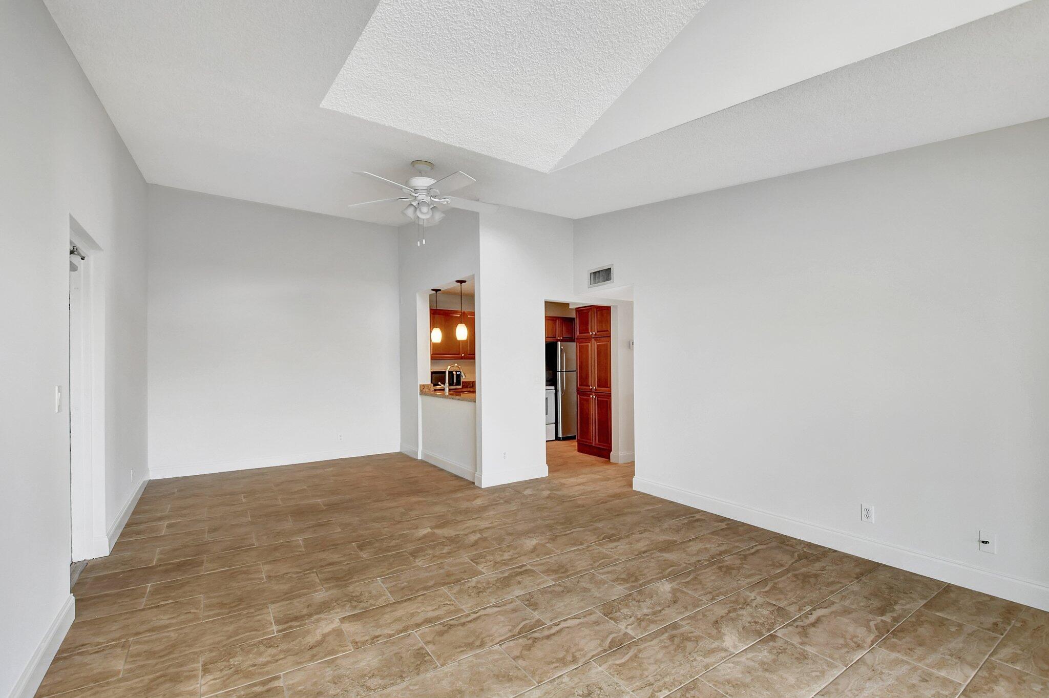 1106 Green Pine Boulevard B3, West Palm Beach Unit: B3