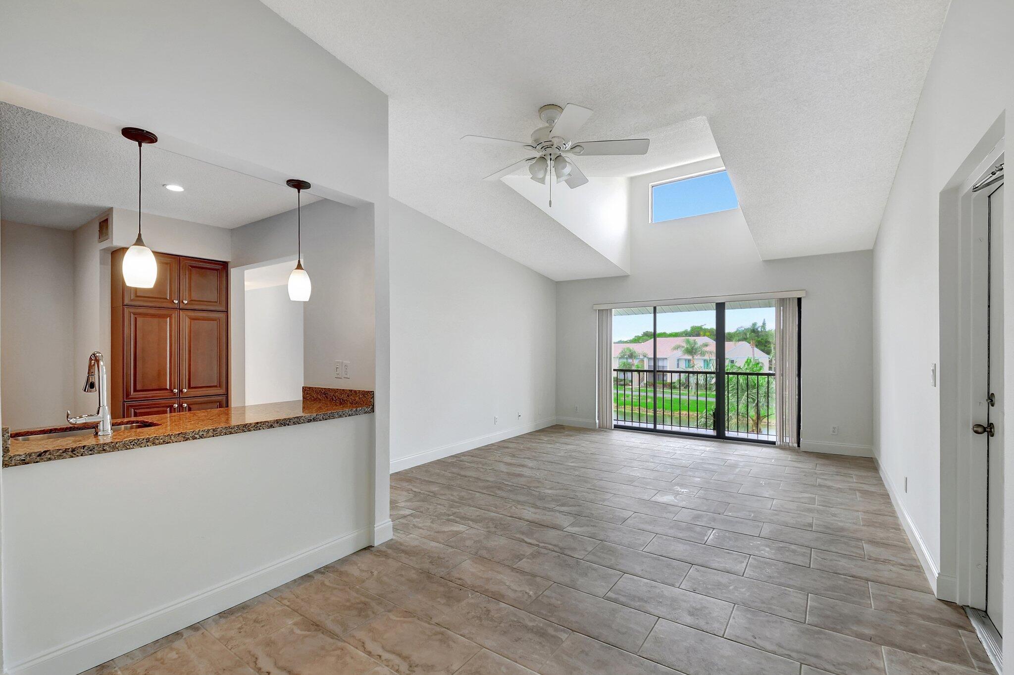 1106 Green Pine Boulevard B3, West Palm Beach Unit: B3