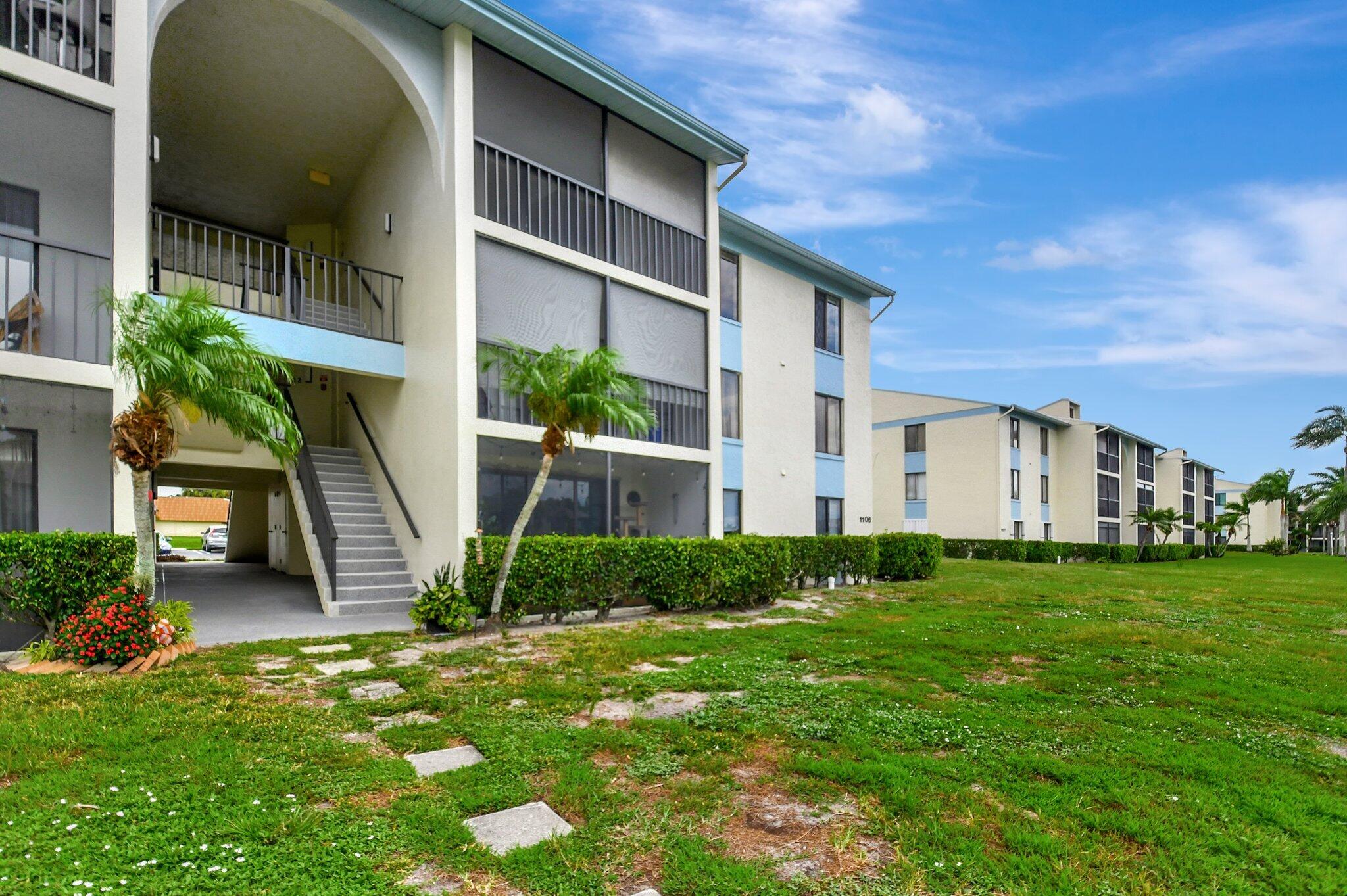 1106 Green Pine Boulevard B3, West Palm Beach Unit: B3
