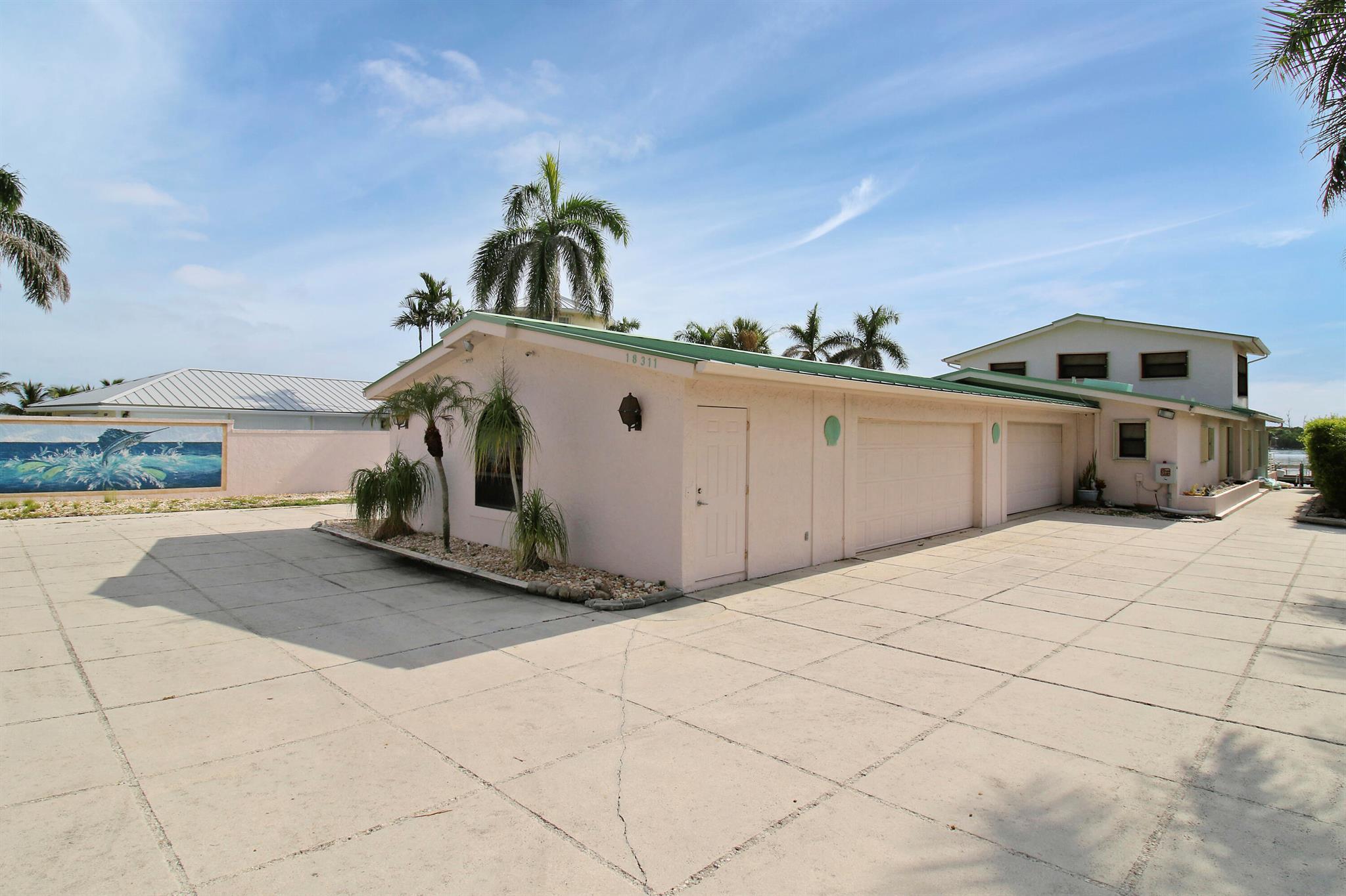 18311 SE Federal Highway